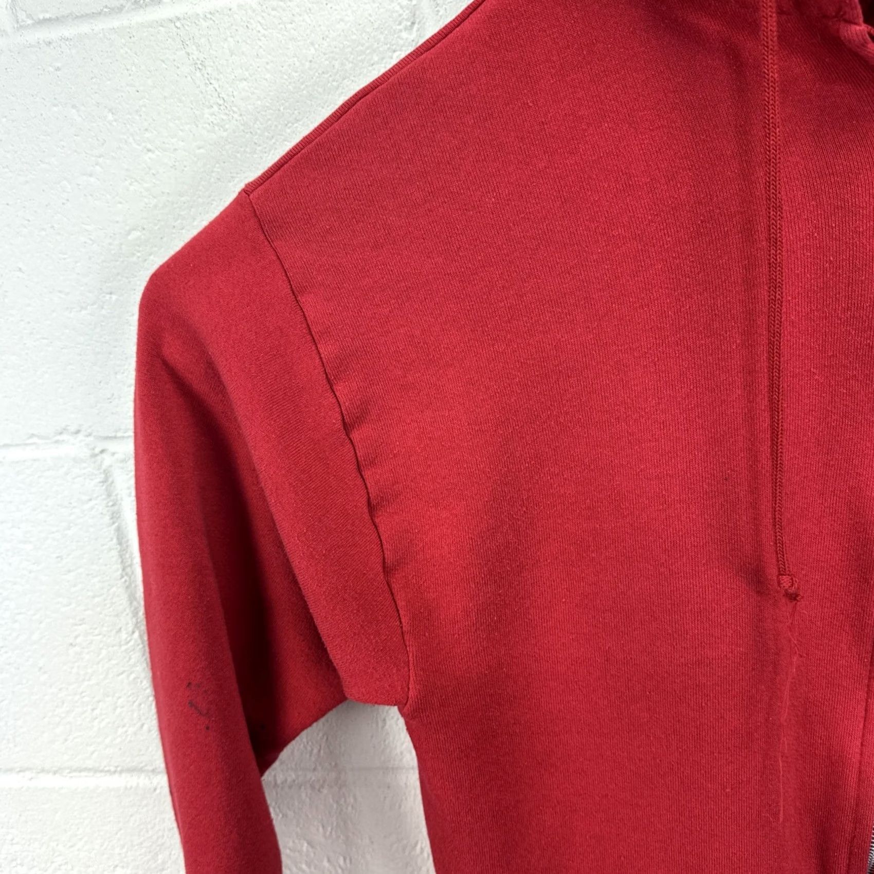 Disney VINTAGE Disney Mickey Mouse Zip Up Hoodie Red Large 80s Distressed Full Zip Hooded Graphic Print Men L Red Disney Character Fashions Retro Carton Size US L / EU 52-54 / 3 - 4 Thumbnail