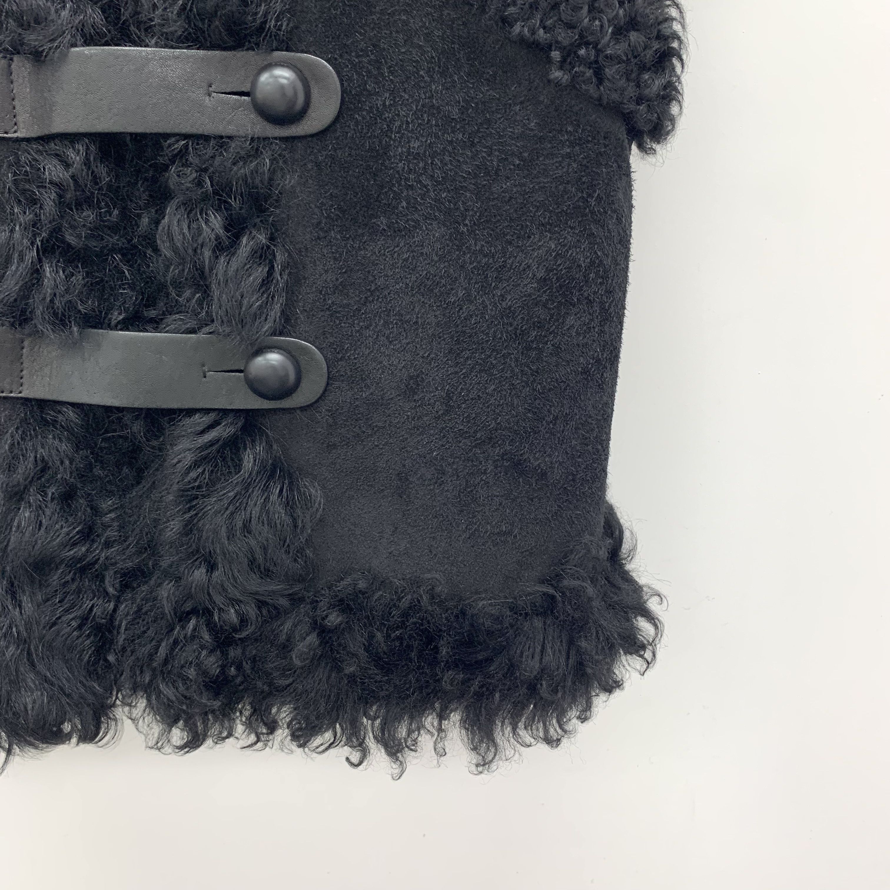 Saint Laurent Paris Saint Laurent Shearling Vest Jacket Black (S) Size S / US 4 / IT 40 - 5 Thumbnail