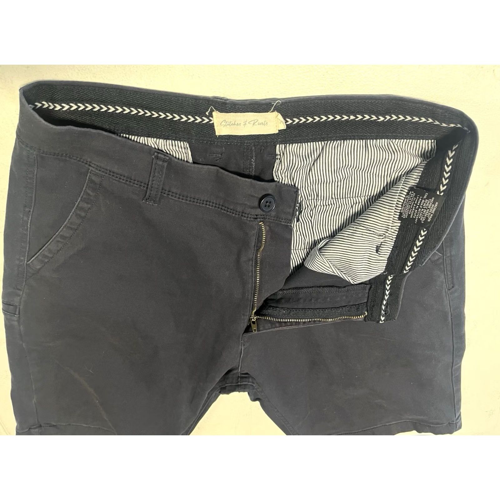 Vintage Stitches & Rivets Mens Blue Shorts Casual Comfort Drawstring Waist Size 34 Chino Pockets Relaxed Regular Front Flat Knit Cotton Blend Size US 34 / EU 50 - 5 Thumbnail