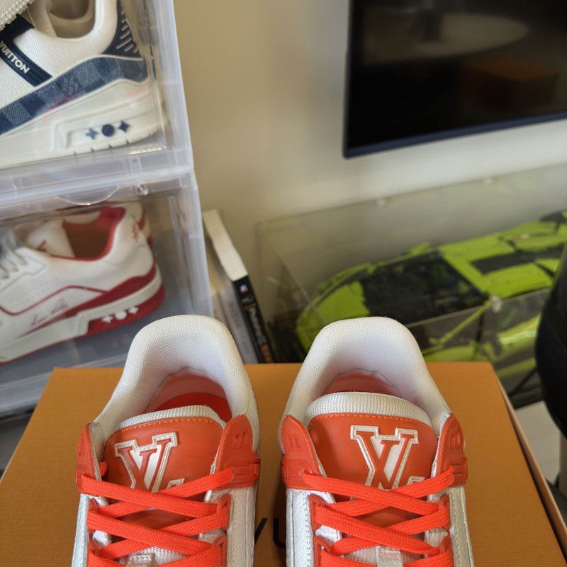 Louis Vuitton Louis Vuitton Trainer Low-Top Sneakers in Orange 0079 Size US 9.5 / IT 39.5 - 8 Thumbnail