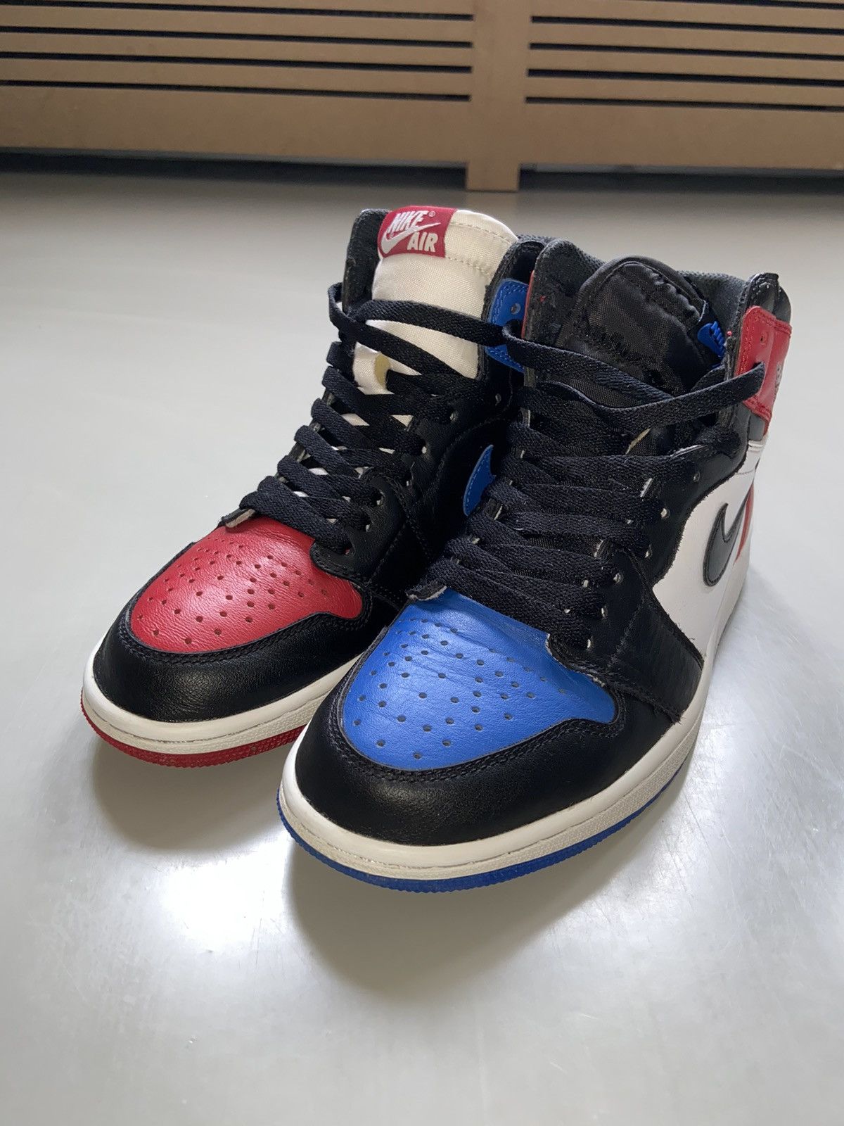 Jordan Brand Air Jordan 1 high retro “top 3” Size US 8 / EU 41 - 1 Thumbnail