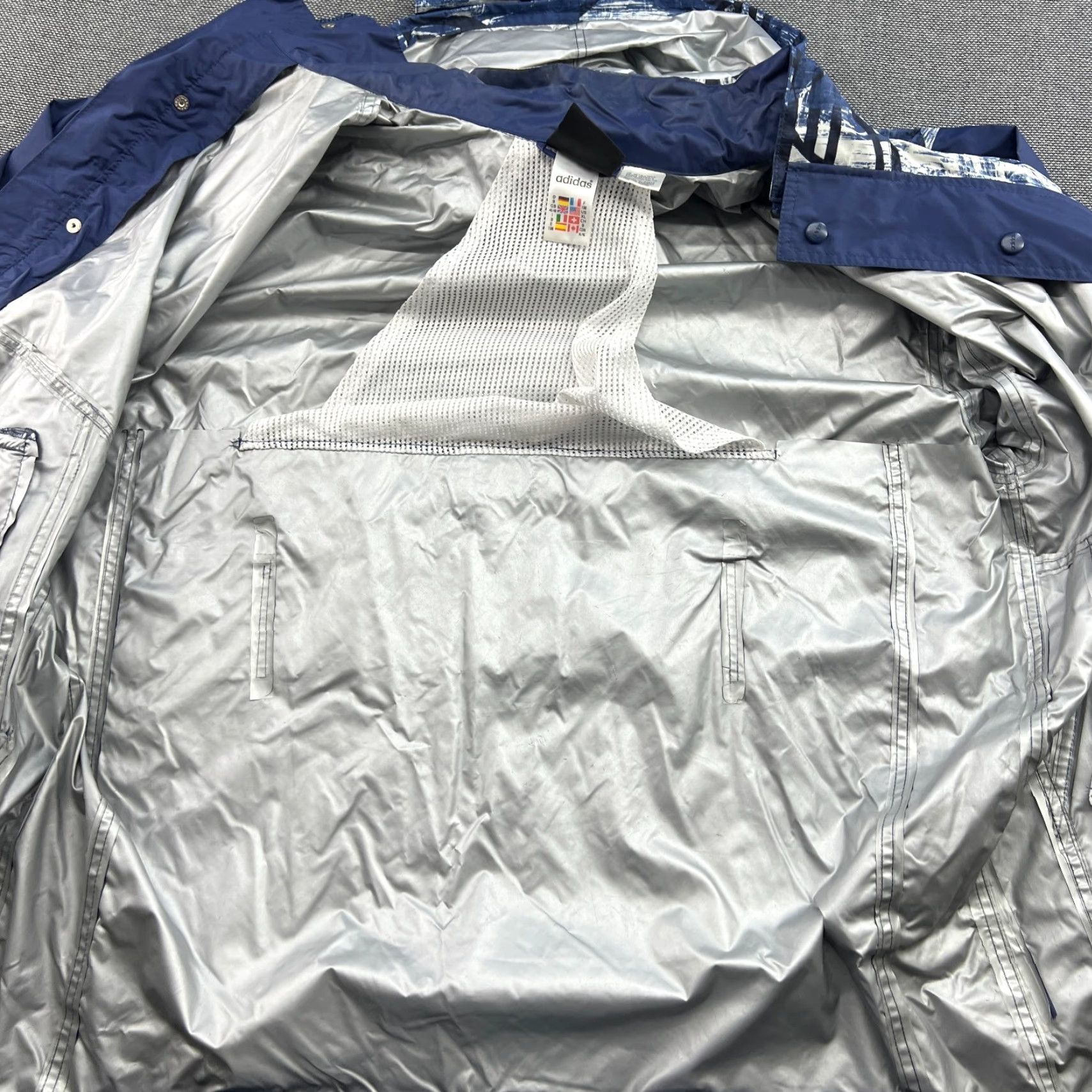 Adidas Adidas Windbreaker Jacket Mens XL Blue Hooded Trefoil 90s Full Zip Water Resistant Casual Jacket Size US XL / EU 56 / 4 - 6 Thumbnail
