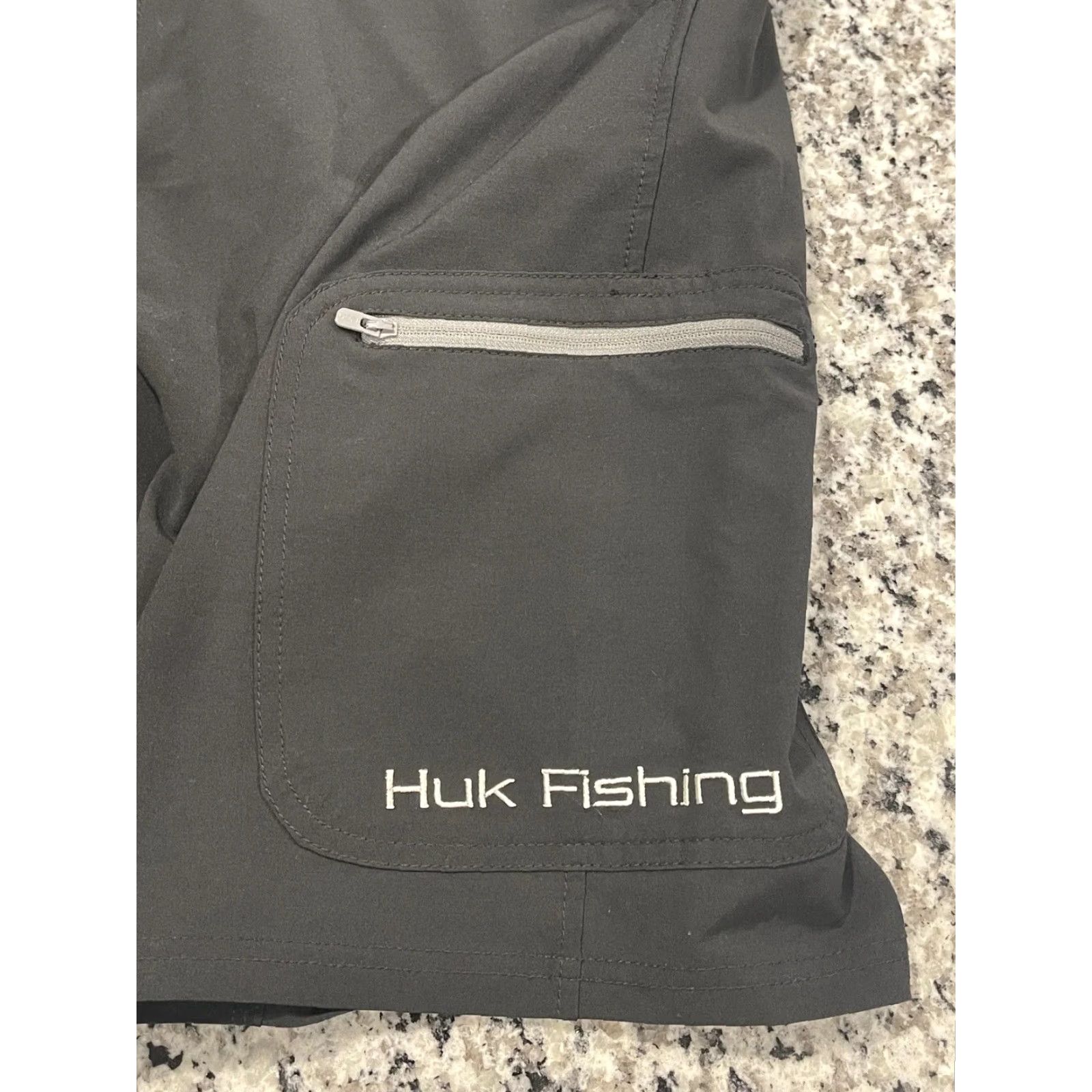 Vintage HUK Men’s Fishing Shorts Next Level 5-Pocket Outdoor Quick Dry Shirt? Size US 39 - 3 Thumbnail