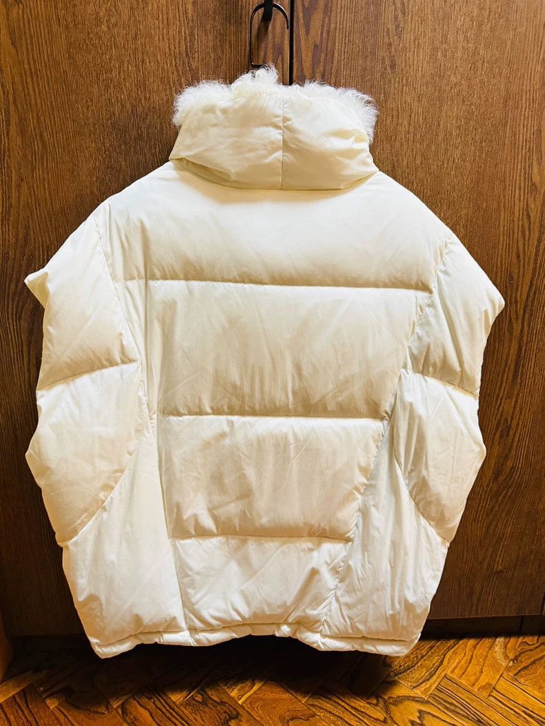 Maison Margiela White Sleeveless Down Vest for Women-2506 Size XS / US 0-2 / IT 36-38 - 2 Thumbnail