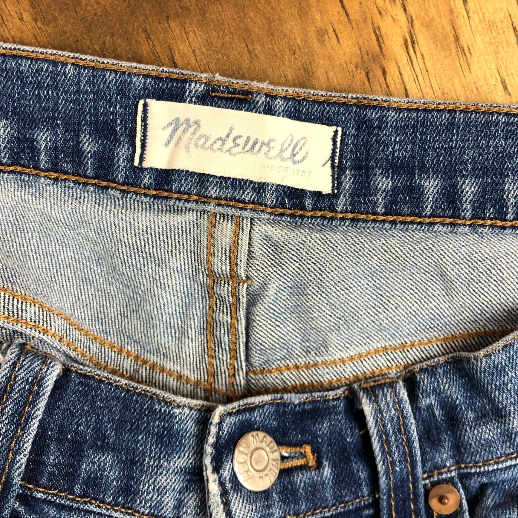 Madewell Madewell Jeans Blue Distressed Stretch Boyjean 26 Women's Regular Denim Mid Rise 28in Inseam 5-Pocket Size 26 Size 26" / US 2 / IT 38 - 4 Thumbnail