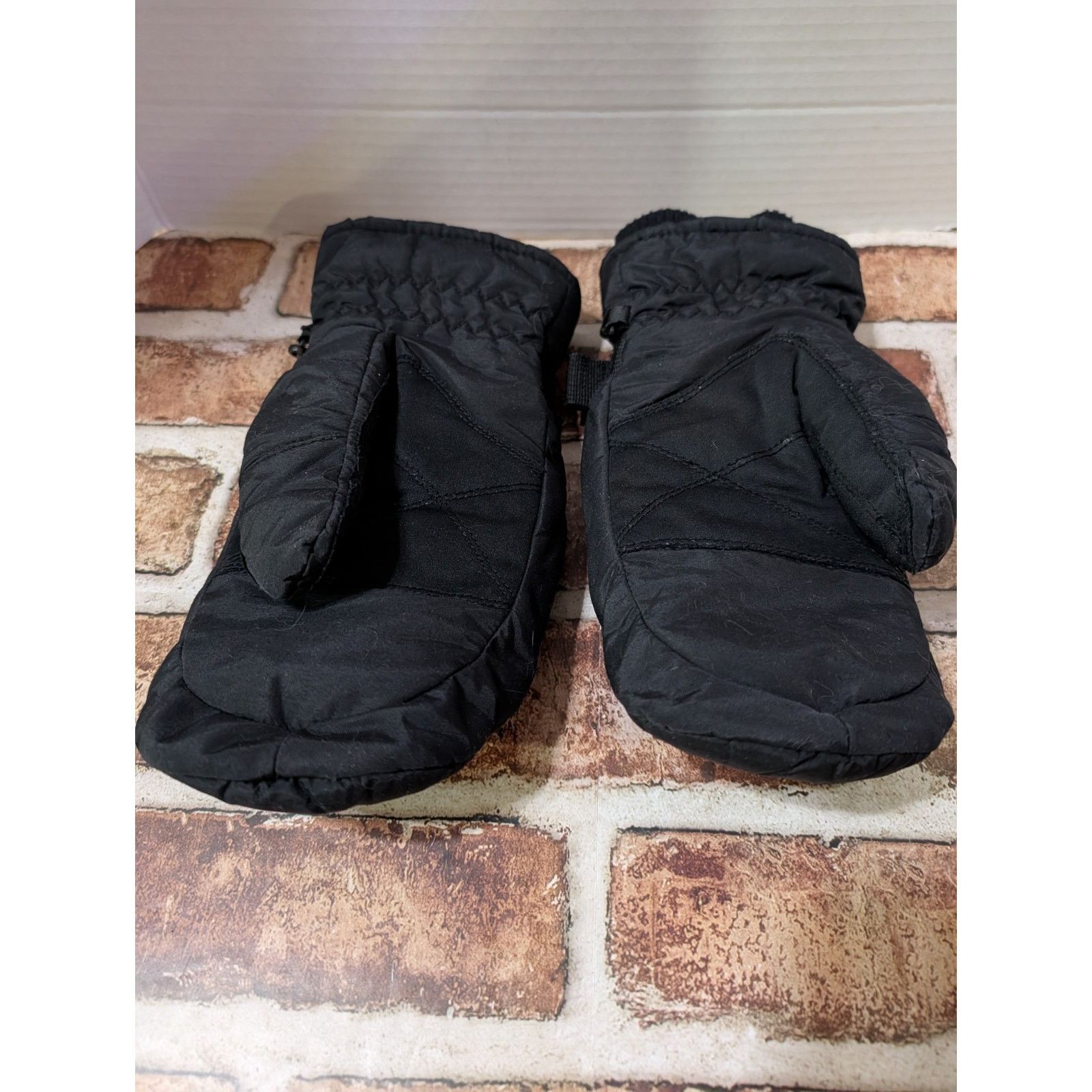 Columbia Columbia Black Mittens Ski Snow Winter Women Medium Preloved Size ONE SIZE - 2 Thumbnail