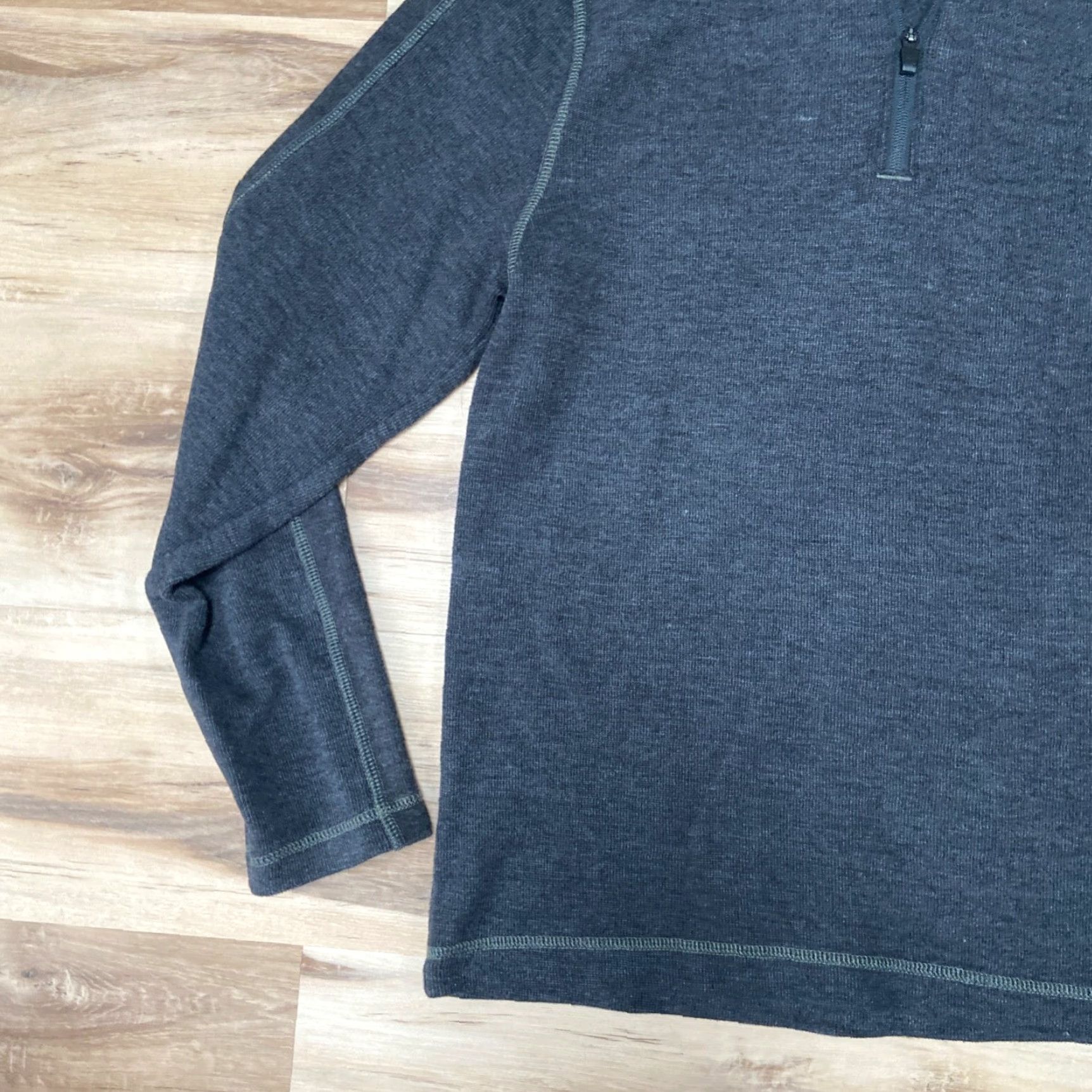 Eddie Bauer VINTAGE Eddie Bauer Sweater Mens Small 1/4 Zip Mock Neck Gray Long Sleeve Size US S / EU 44-46 / 1 - 3 Thumbnail
