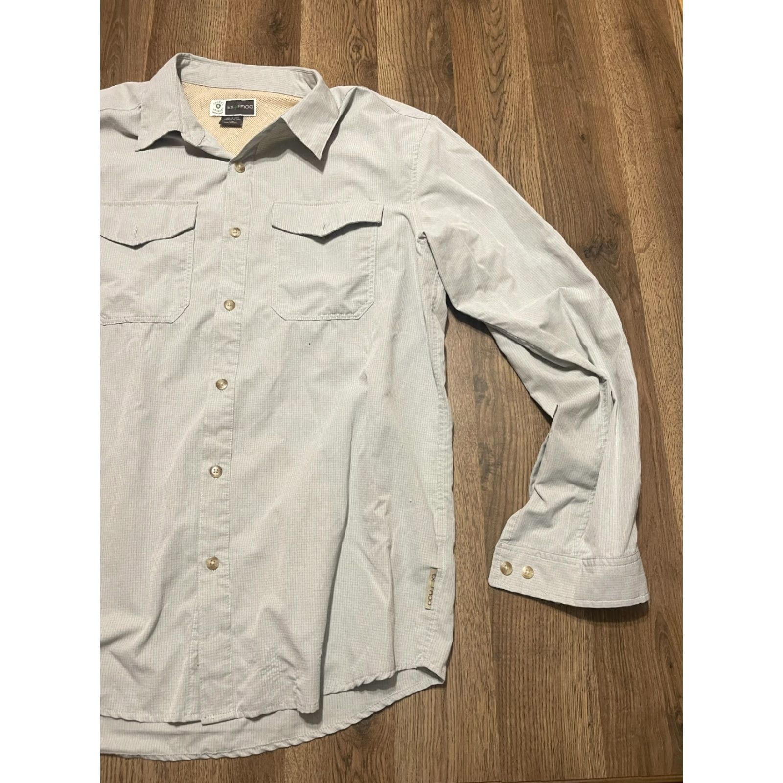 ExOfficio ExOfficio Shirt Mens L Gray Button Up Long Sleeve Pockets, Casual, Regular Fit, Fall Spring Summer, Button-Up, Color may vary, Free Return, N/A Size US L / EU 52-54 / 3 - 4 Thumbnail