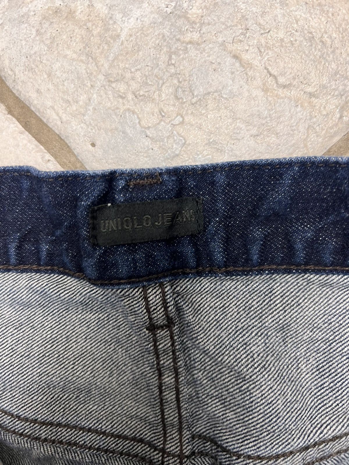 Uniqlo Dark Wash Uniqlo Jeans Size US 32 / EU 48 - 3 Thumbnail