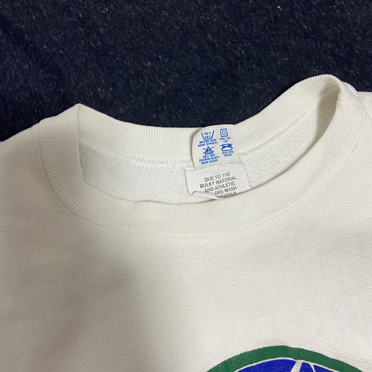 Champion × NBA × Vintage 80s vintage champion reverse weave sweatshirt Size US M / EU 48-50 / 2 - 6 Thumbnail