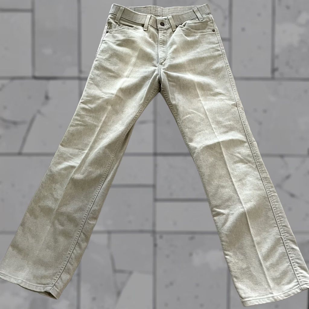 Levi's Levi’s Action Jeans Mens Size 32x30 beige cotton blend jeans Size US 32 / EU 48 - 1 Thumbnail