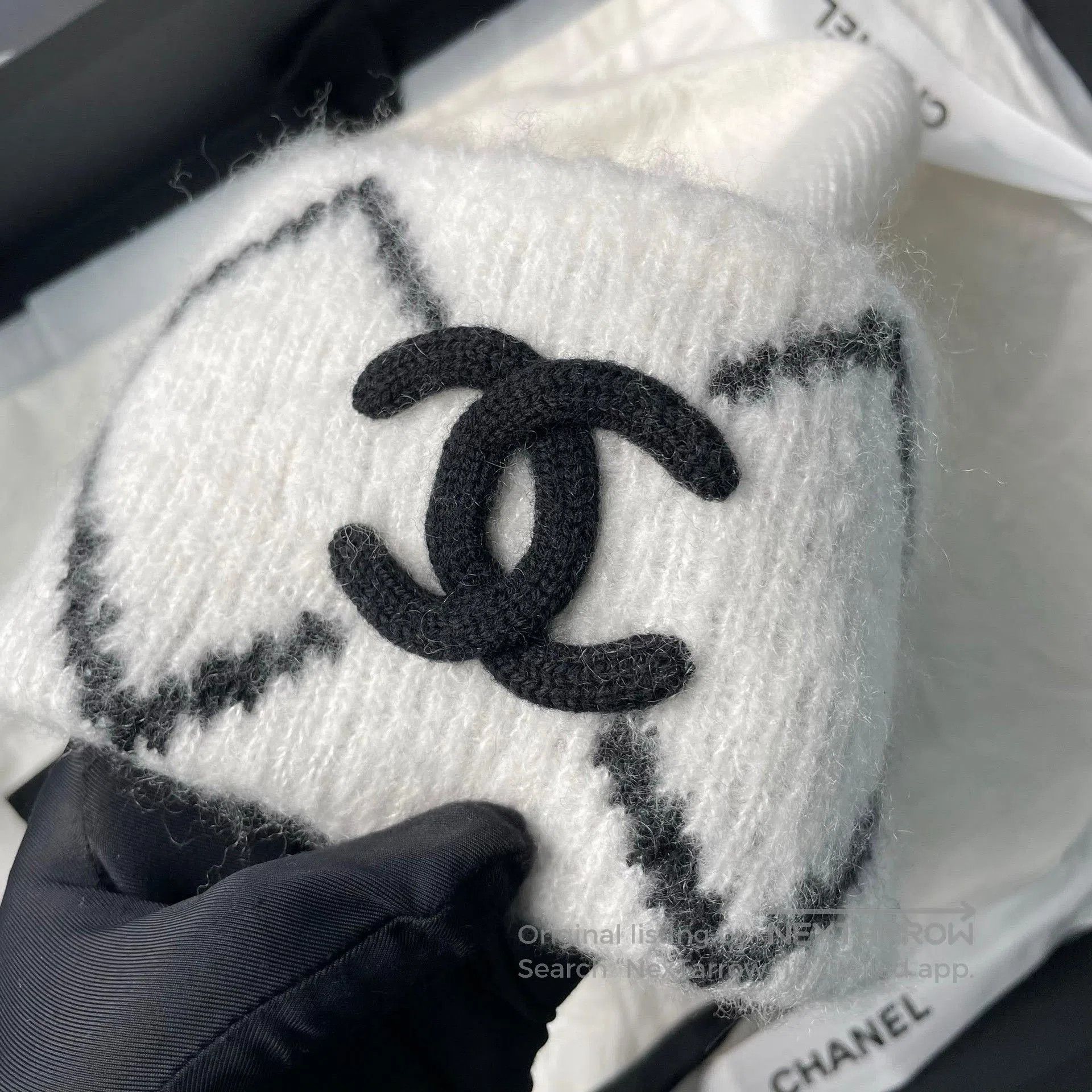 Chanel Chanel Black White Diamond Double C Beanie. Size ONE SIZE - 4 Thumbnail