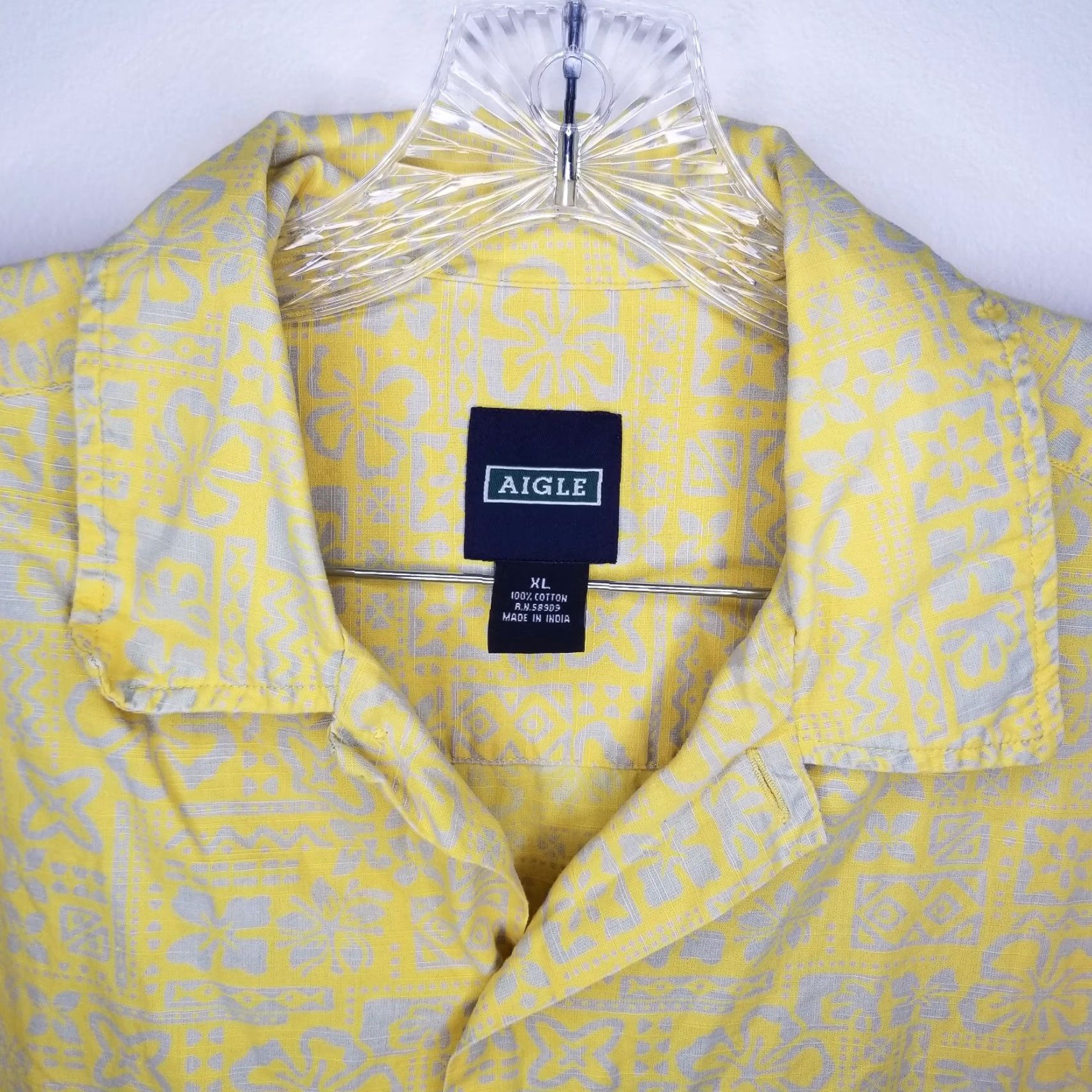 Aigle AIGLE Shirt Mens Yellow Floral Short Sleeve Button-Up XL Regular Size Floral Pattern Men’s XS? Wait. Size US 36 / EU 52 - 3 Thumbnail