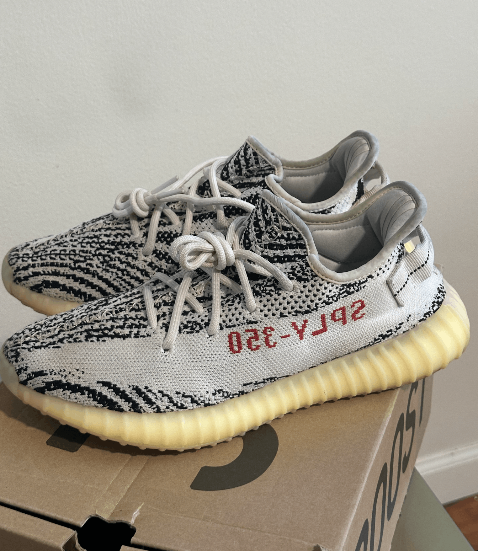 Adidas × Kanye West × Yeezy Yeezy Boost 350 V2 Zebra CP9654 Size US 9.5 / EU 42-43 - 7 Thumbnail
