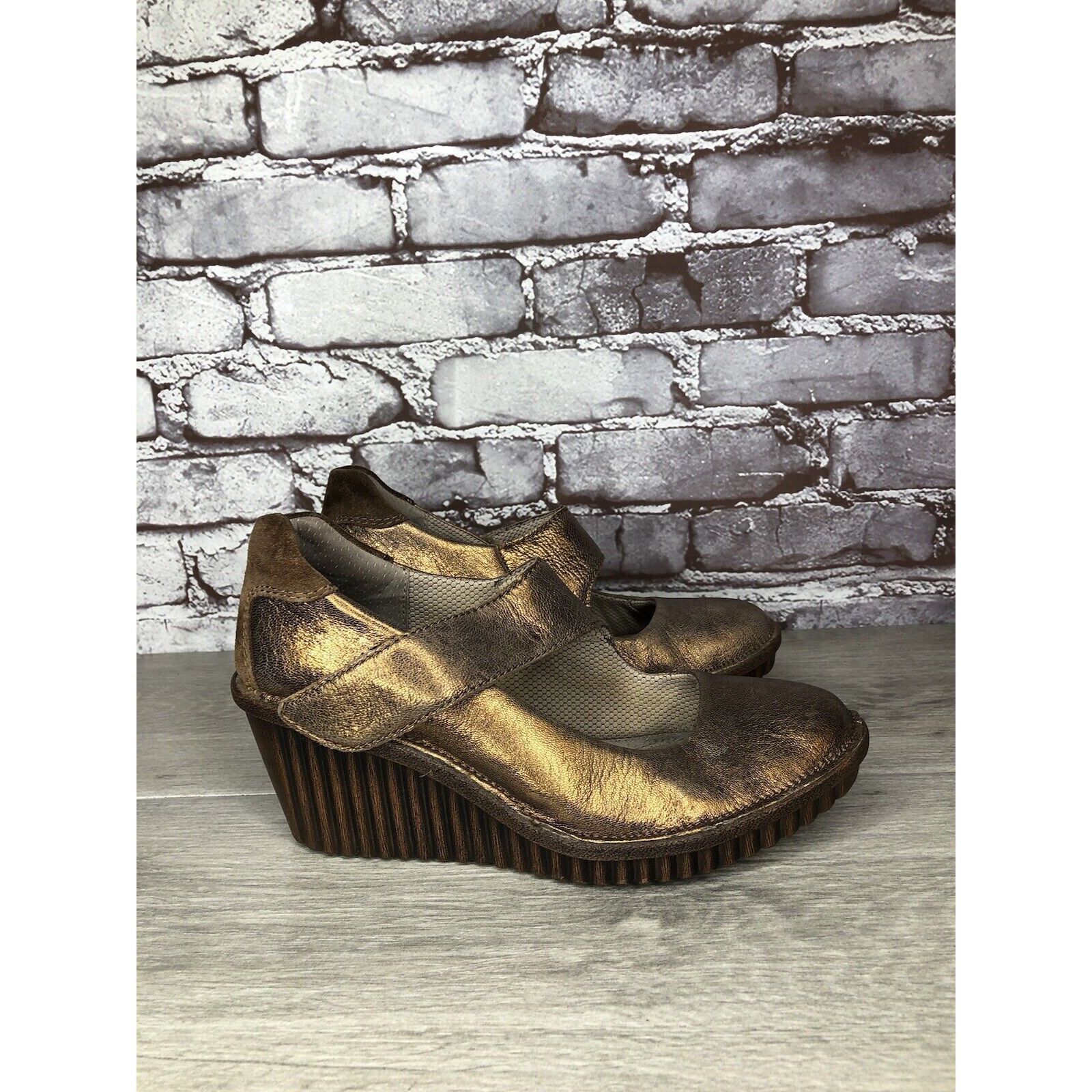 Other Bionica Bronze Leather Shimmer Mary Jane Strap Wedge Shoes W Size US 7.5 / IT 37.5 - 11 Thumbnail
