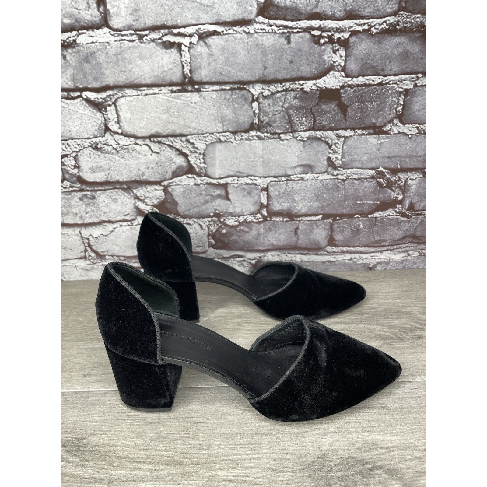 Other JENNI KAYNE Black Velvet D’ Orsay Block Heel Pointed Shoes W Size US 9 / IT 39 - 12 Thumbnail