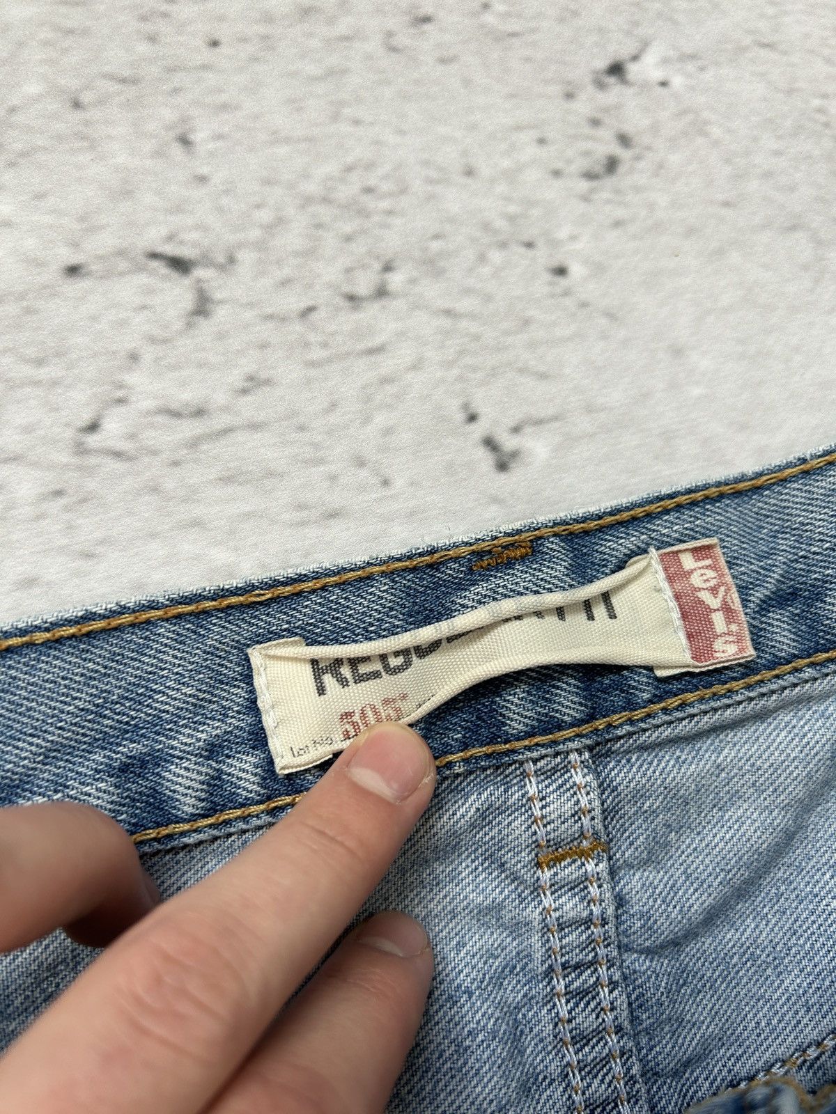 Levi's × Levi's Vintage Clothing × Vintage 🔥VINTAGE BAGGY LEVIS 505 DISTRESSED REGULAR FIT DENIM JEANS🔥 Size US 38 / EU 54 - 8 Thumbnail