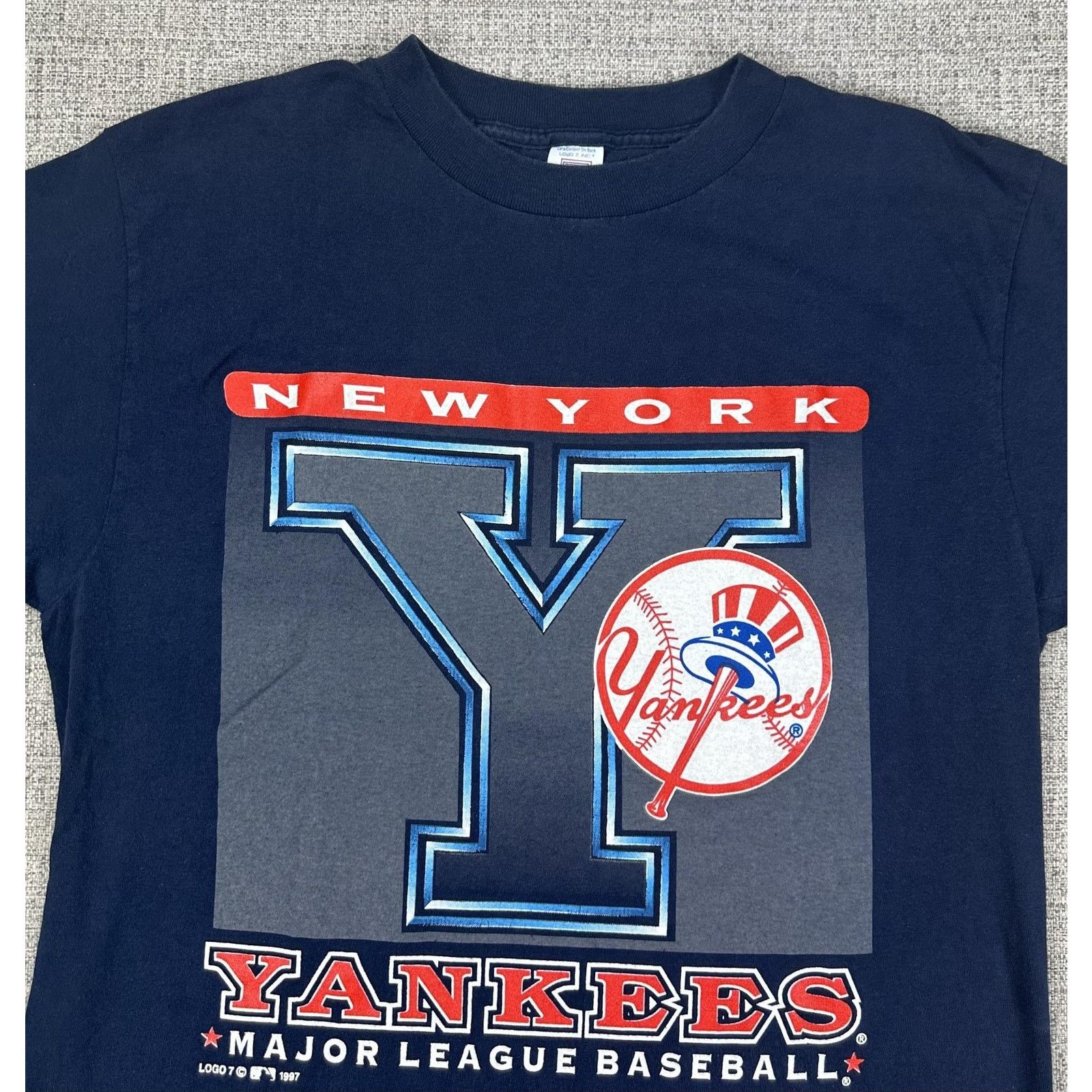 Logo 7 New York Yankees Shirt Blue MLB Baseball Logo 7 Tee 90s Sz L Size US L / EU 52-54 / 3 - 2 Thumbnail