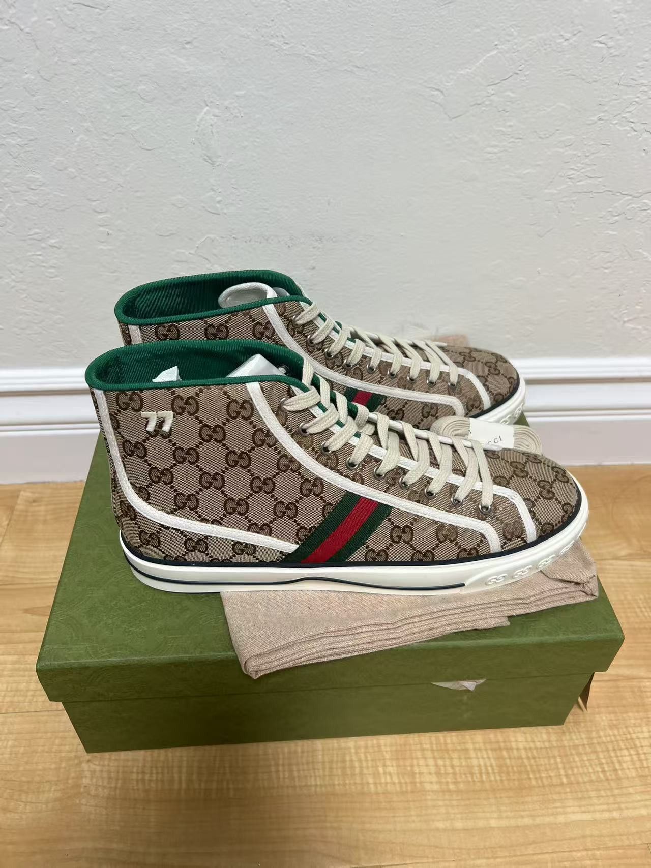 Gucci Gucci Tennis 1977 Canvas High Top Beige GG Print Size US 13 / EU 46 - 7 Thumbnail