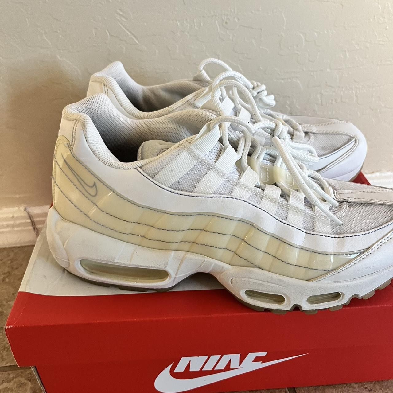 Nike NIKE AIRMAX 95 “TRIPLE WHITE” Size US 7.5 / IT 37.5 - 2 Thumbnail