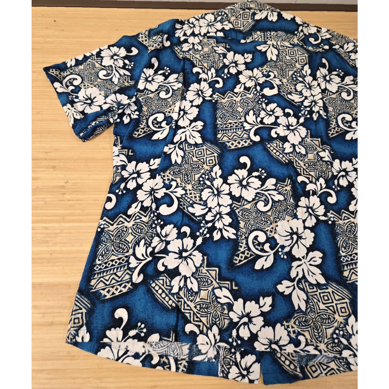 Vintage KY's International Fashion Shirt Mens 3XL Hawaiian Aloha Made in Hawaii USA Blue Floral Button-Up Short Sleeve Collared Cotton Beach Tropical Size US XXL / EU 58 / 5 - 7 Thumbnail