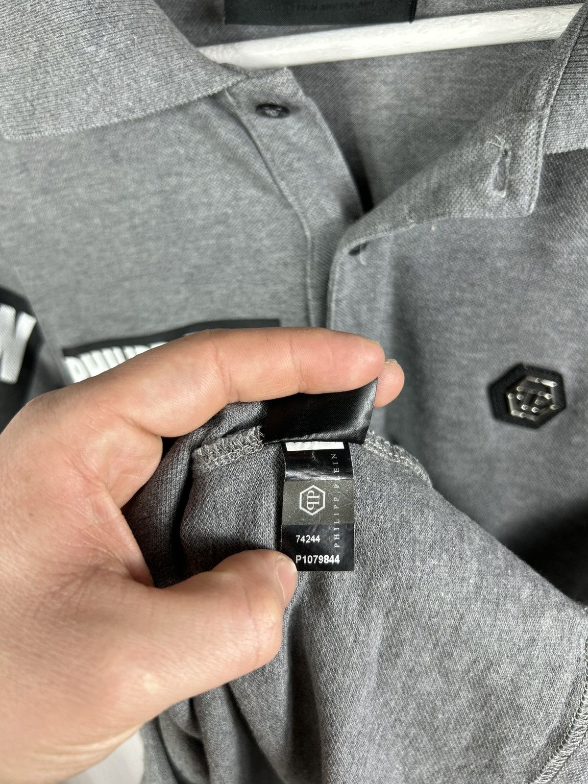 Philipp Plein Philipp Plein 1978 Gray Logo Patch Polo Shirt Size S Size US S / EU 44-46 / 1 - 14 Thumbnail