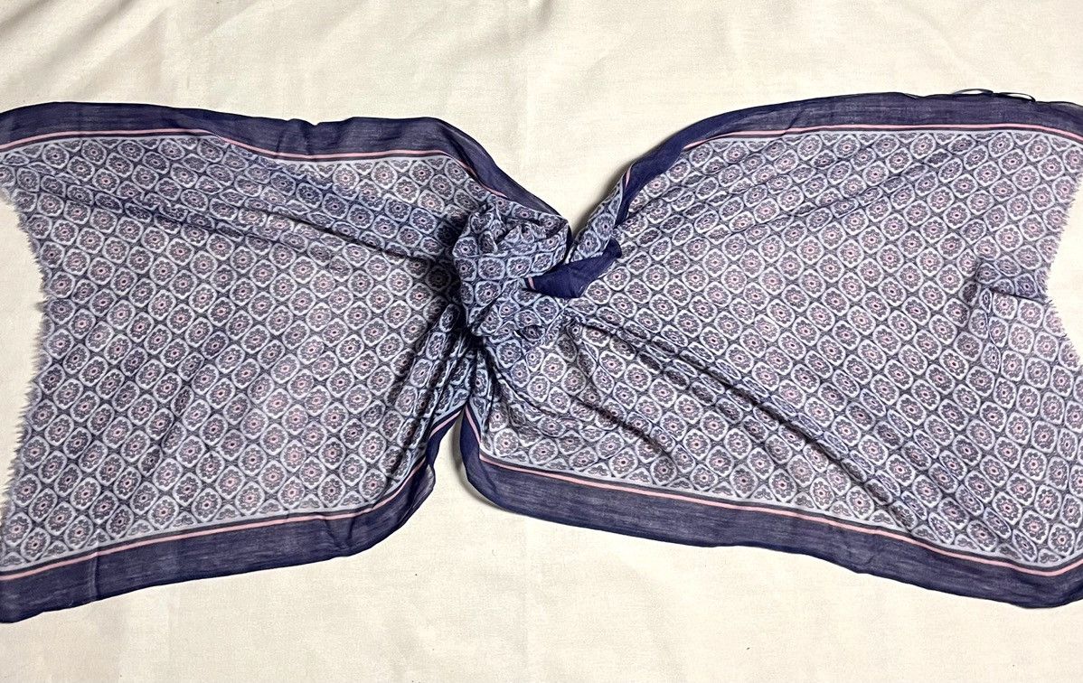 Other MOOILO cashmere purple geometric scarf shawl Size ONE SIZE - 7 Thumbnail
