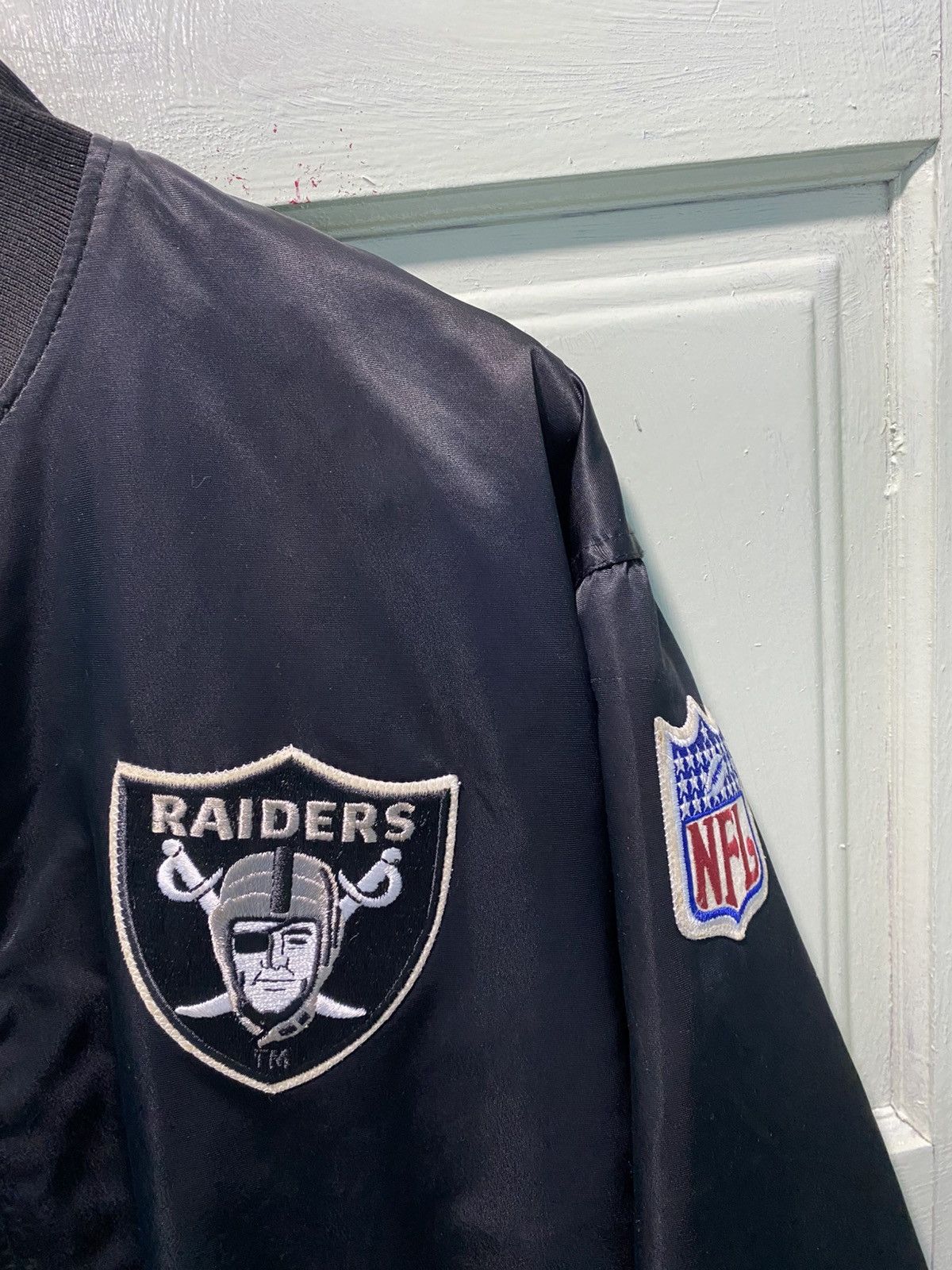 NFL 🥷🏻 Vtg Starter Pro Line Oakland Raiders Satin Varsity Jacket Size US XL / EU 56 / 4 - 5 Thumbnail