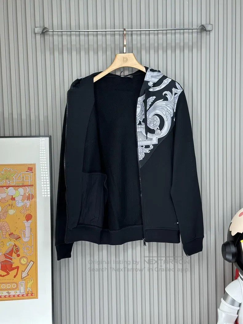 Versace Versace Black casual hooded coat Size US M / EU 48-50 / 2 - 3 Thumbnail