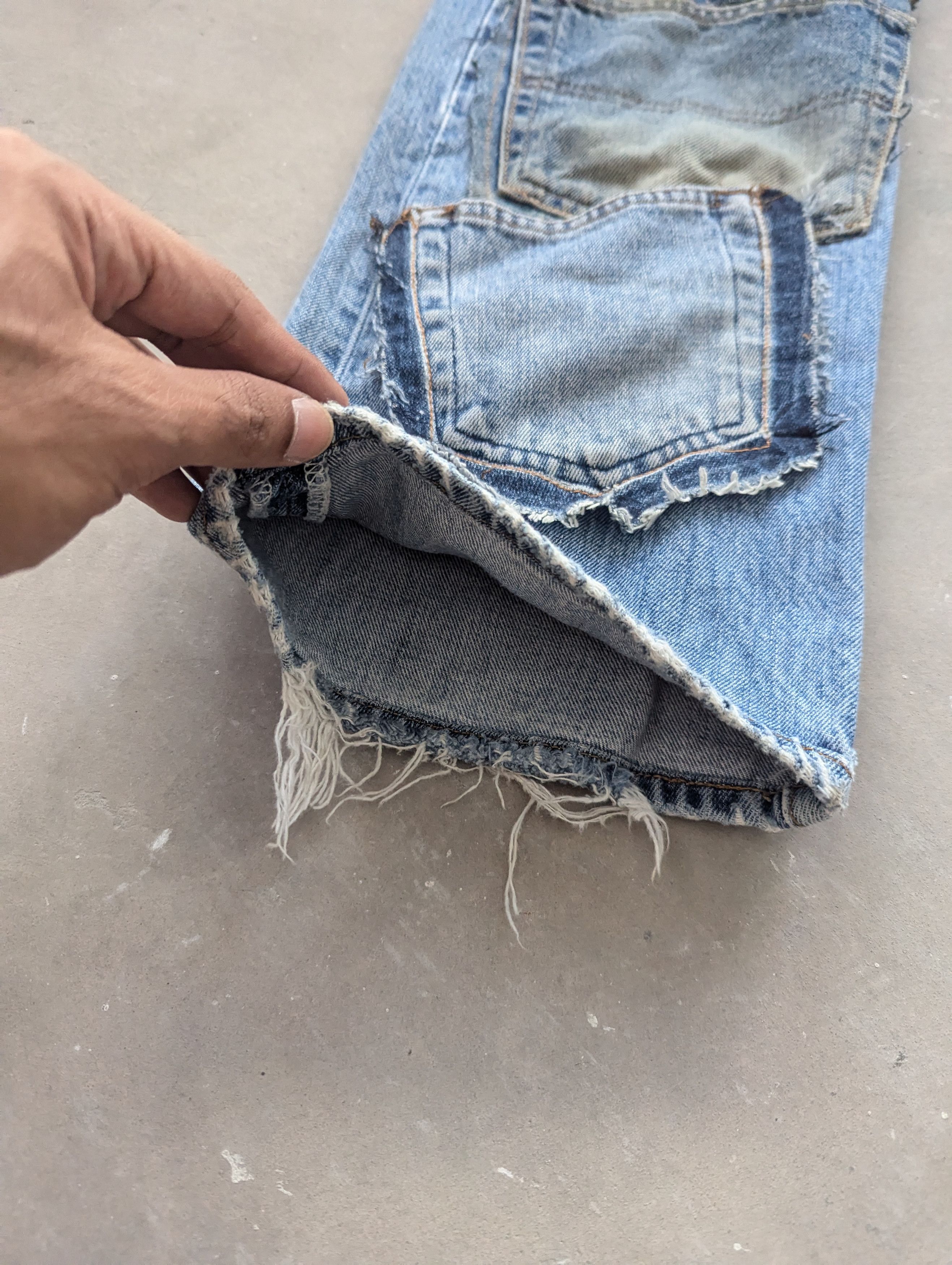 Japanese Brand × Levi's Vintage Levis 501 Distressed Japanese Archive Size US 35 - 7 Thumbnail