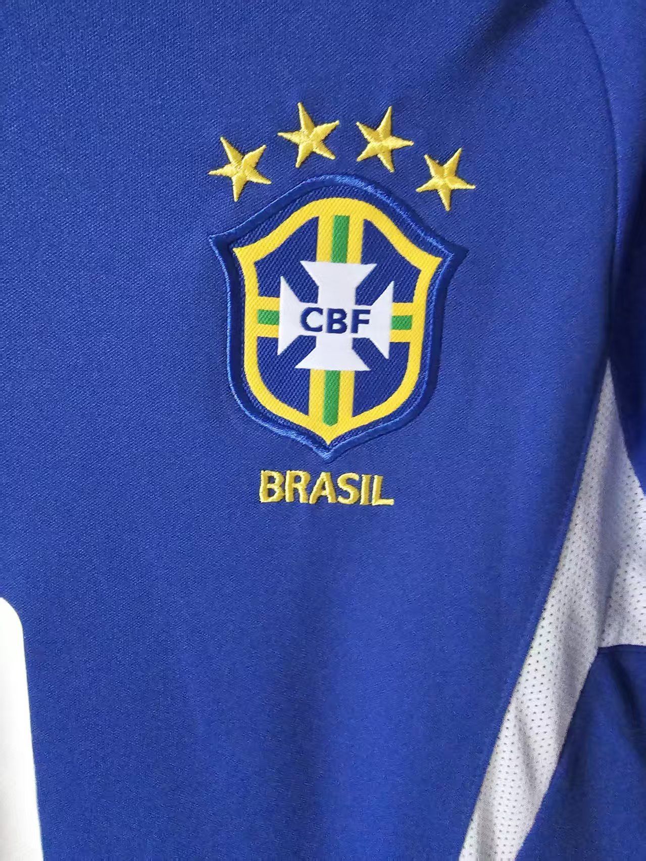 Other Ronaldinho Jersey 2002 Brazil Size US XL / EU 56 / 4 - 4 Thumbnail