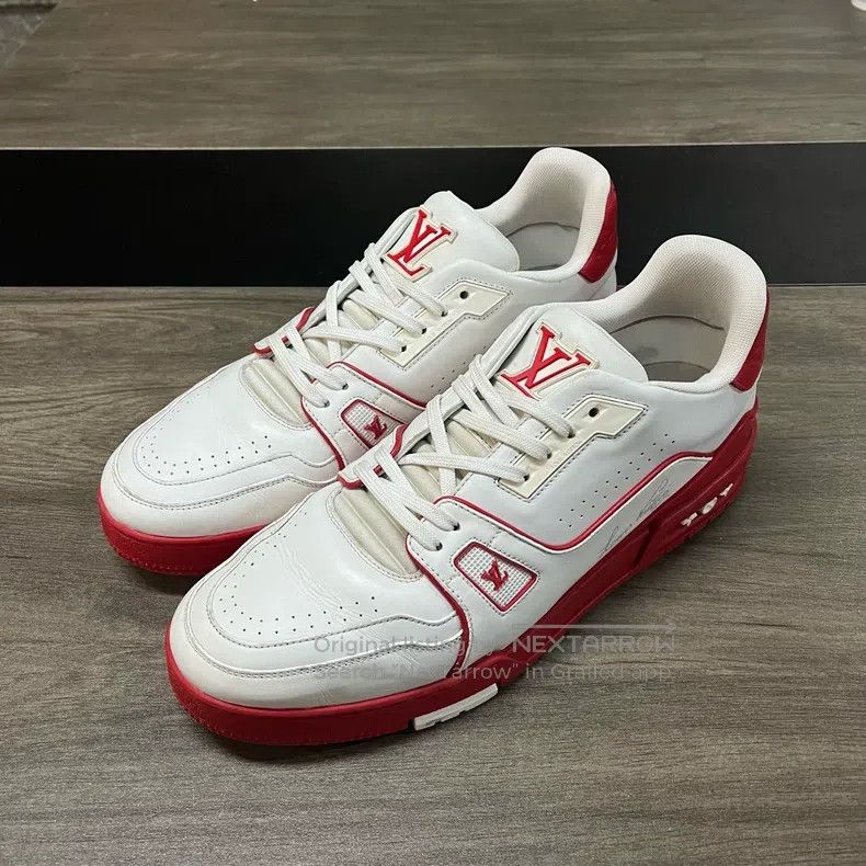 Louis Vuitton Trainer white red shoes