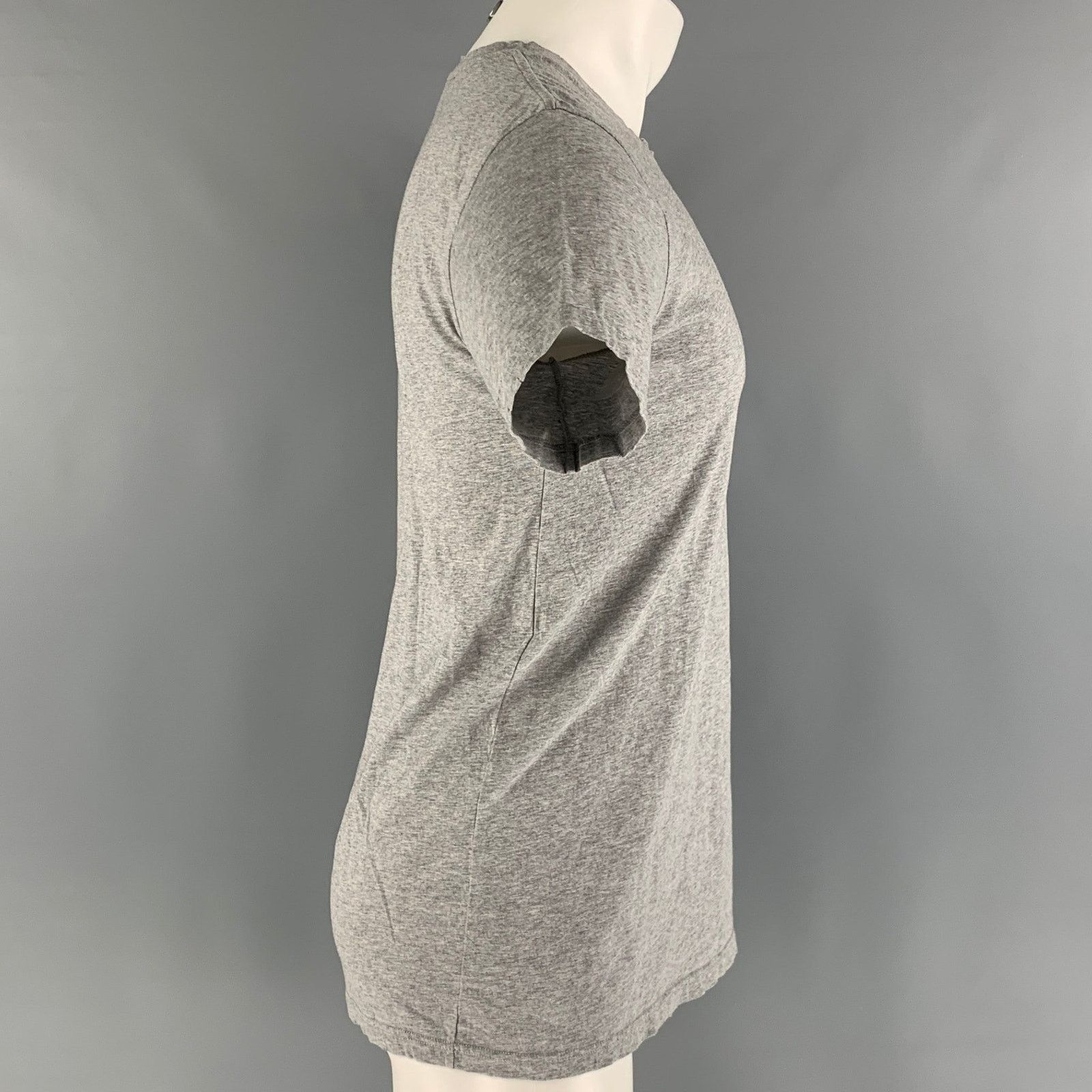 Balmain BALMAIN Size M Grey Solid Cotton Crew-Neck T-shirt Size US M / EU 48-50 / 2 - 2 Thumbnail