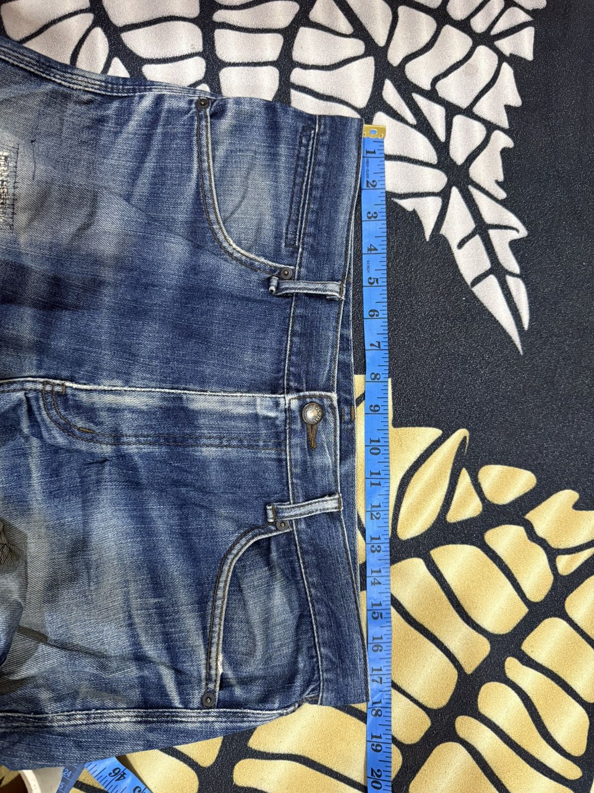 Japanese Brand VINTAGE KENT FADED RIPPEP JEAN DENIM PANTS Size US 35 - 14 Thumbnail