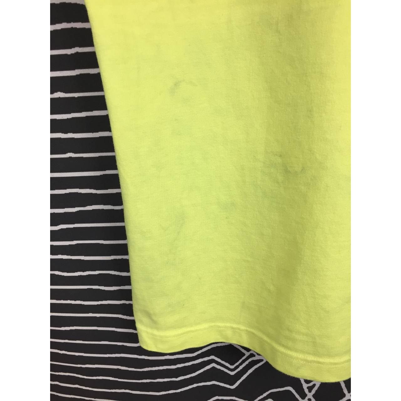 Tommy Hilfiger × Vintage Tommy Jeans Tommy Hilfiger Embroidered Logo Essential Tee Size US L / EU 52-54 / 3 - 11 Thumbnail