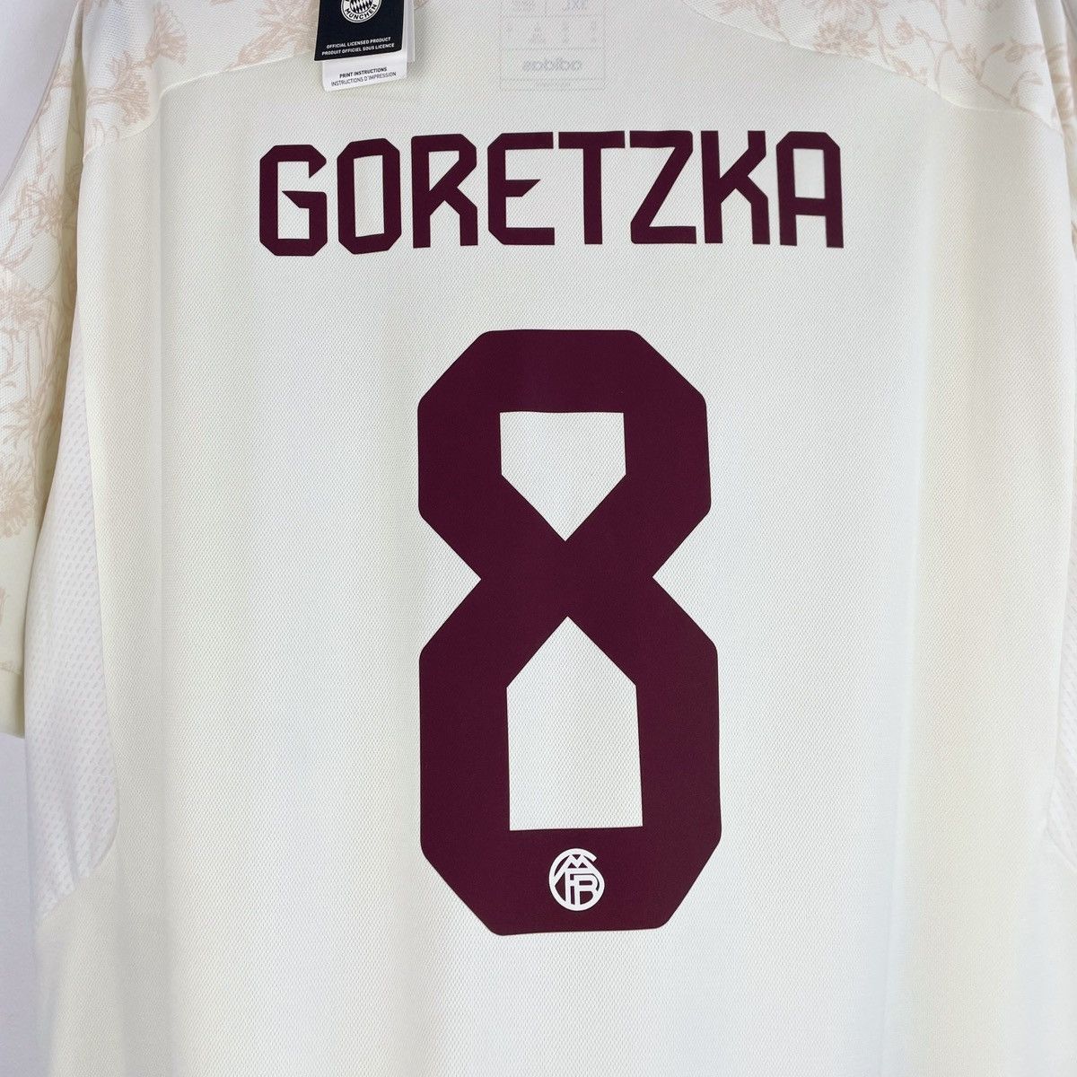 Adidas Bayern Munich Leon Goretzka Third Jersey 2023/2024 size 3XL Size US XXL / EU 58 / 5 - 7 Thumbnail