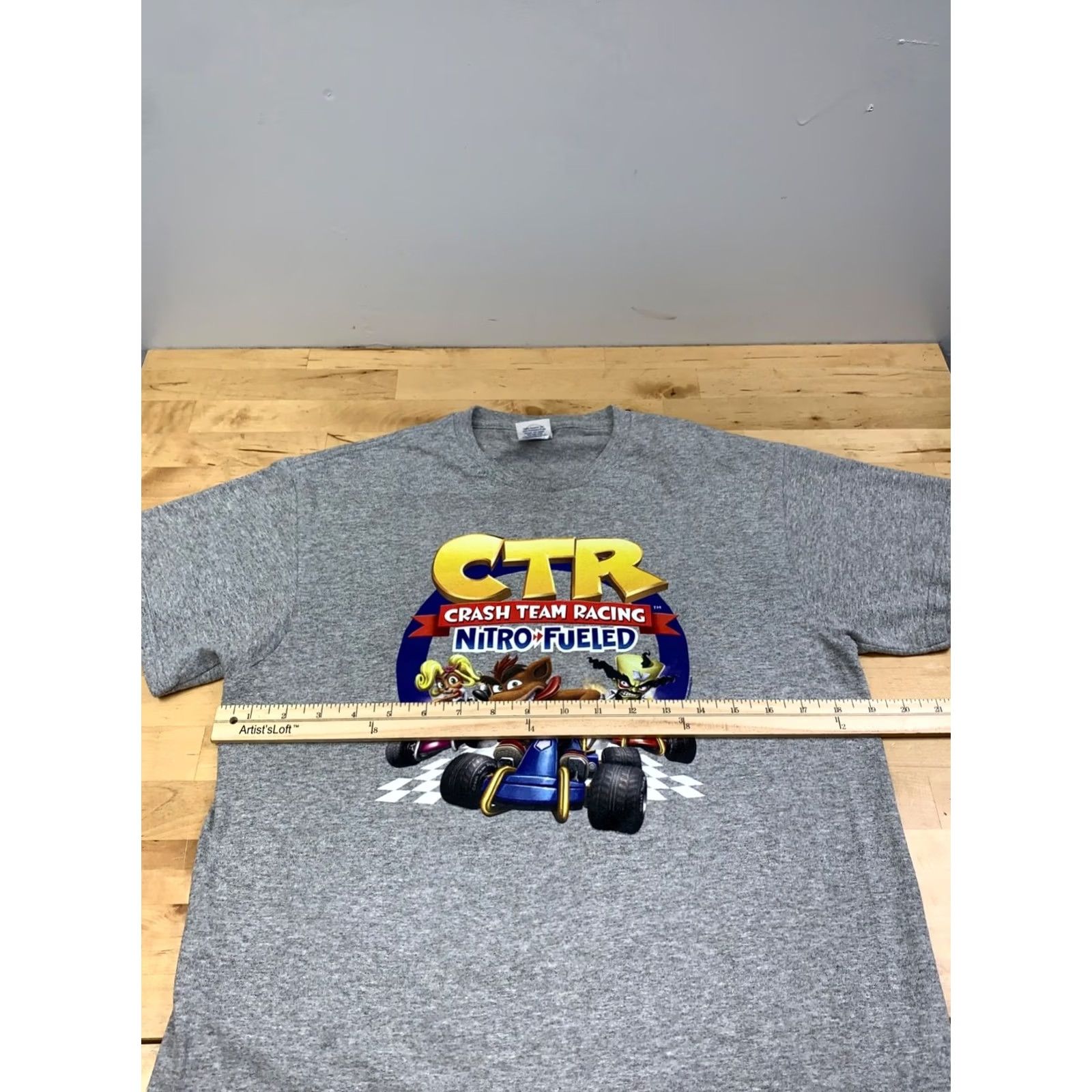 Delta VINTAGE Crash Bandicoot CTR Nitro Fueled Shirt Men M Gray Size US M / EU 48-50 / 2 - 6 Thumbnail