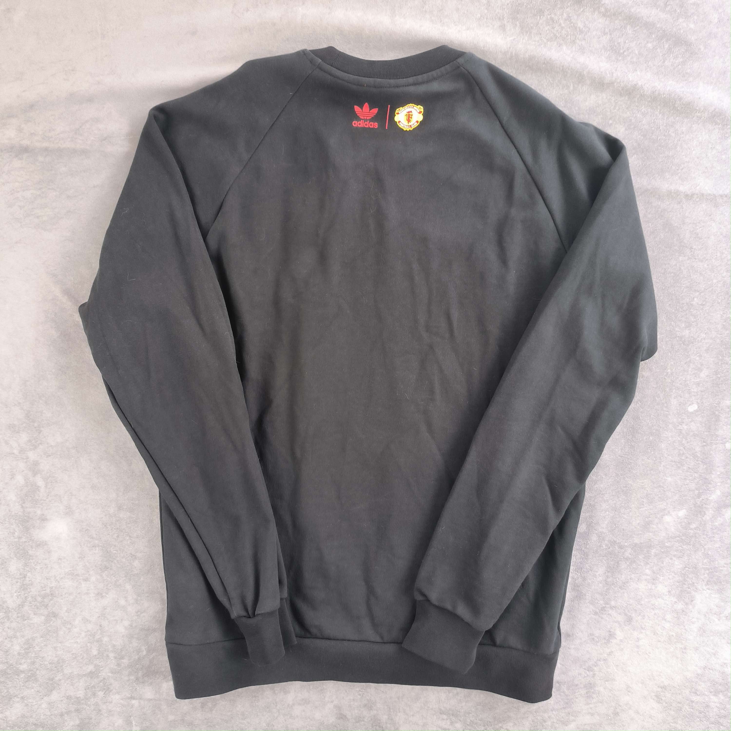 Adidas Manchester United 2022 Adidas football sweatshirt size S Size US S / EU 44-46 / 1 - 2 Thumbnail