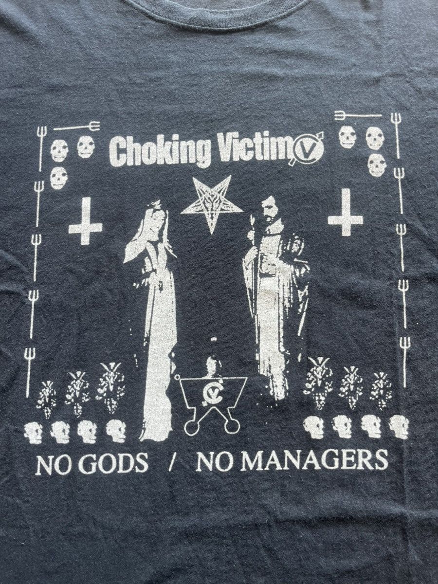 Band Tees choking Victim No Gods / No Managers 00’s T-shirt Size US XL / EU 56 / 4 - 7 Thumbnail
