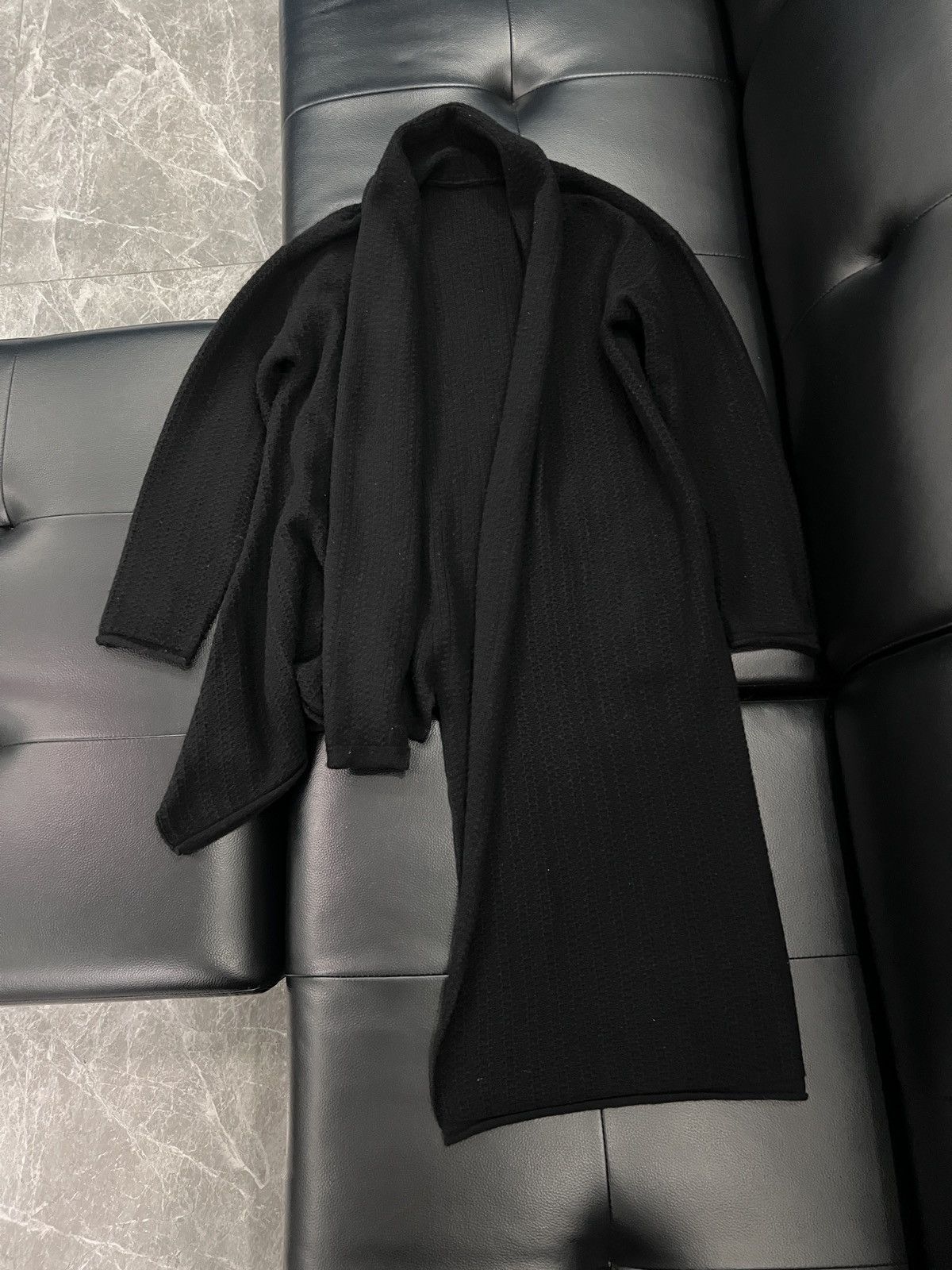 Yohji Yamamoto Yohji Yamamoto Asymmetric Hem Knit Sweater Size US M / EU 48-50 / 2 - 1 Thumbnail