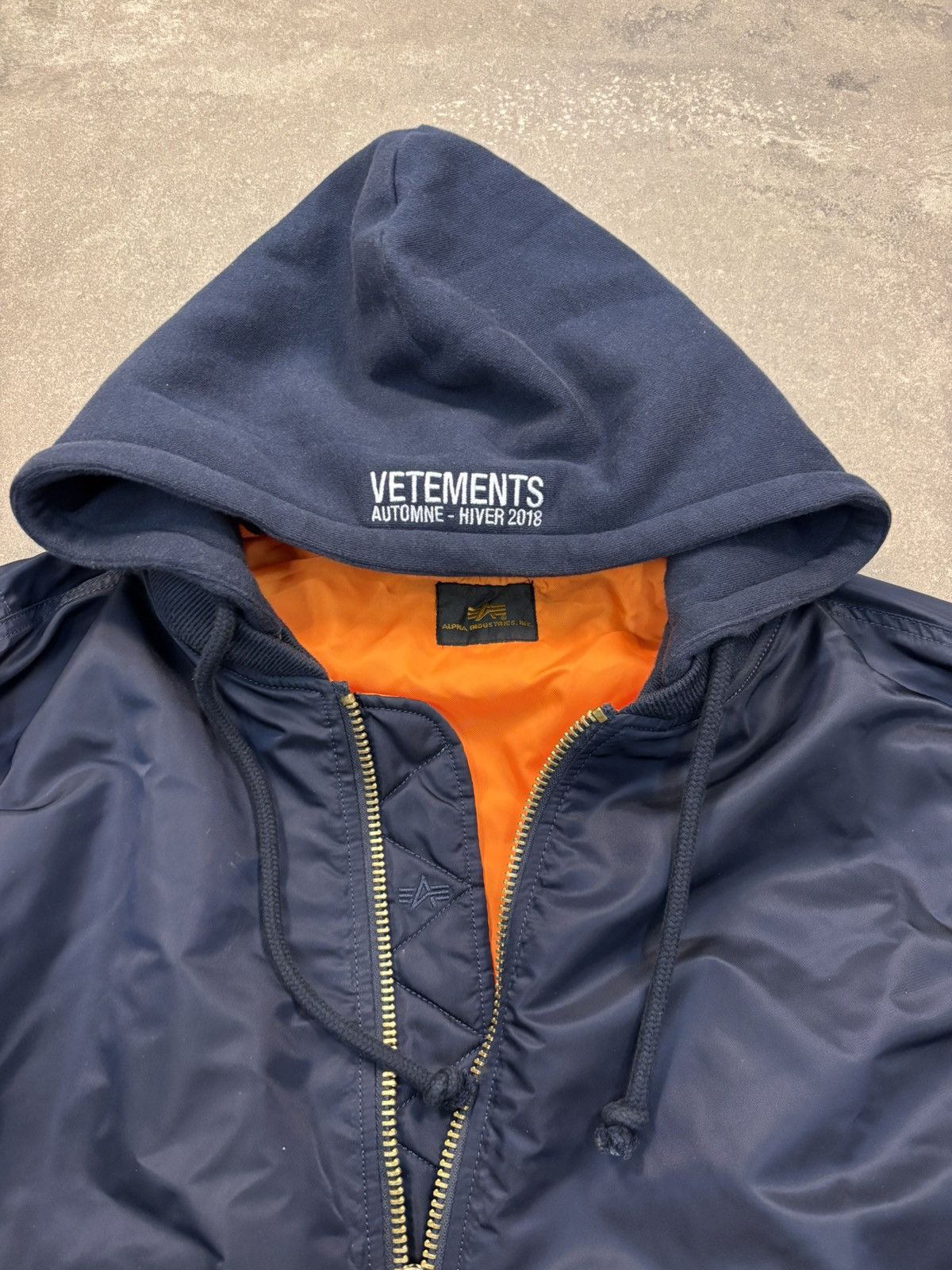 Alpha Industries × Vetements Vetements x Alpha FW18 Reversible Hooded Bomber Jacket Size US XS / EU 42 / 0 - 3 Thumbnail