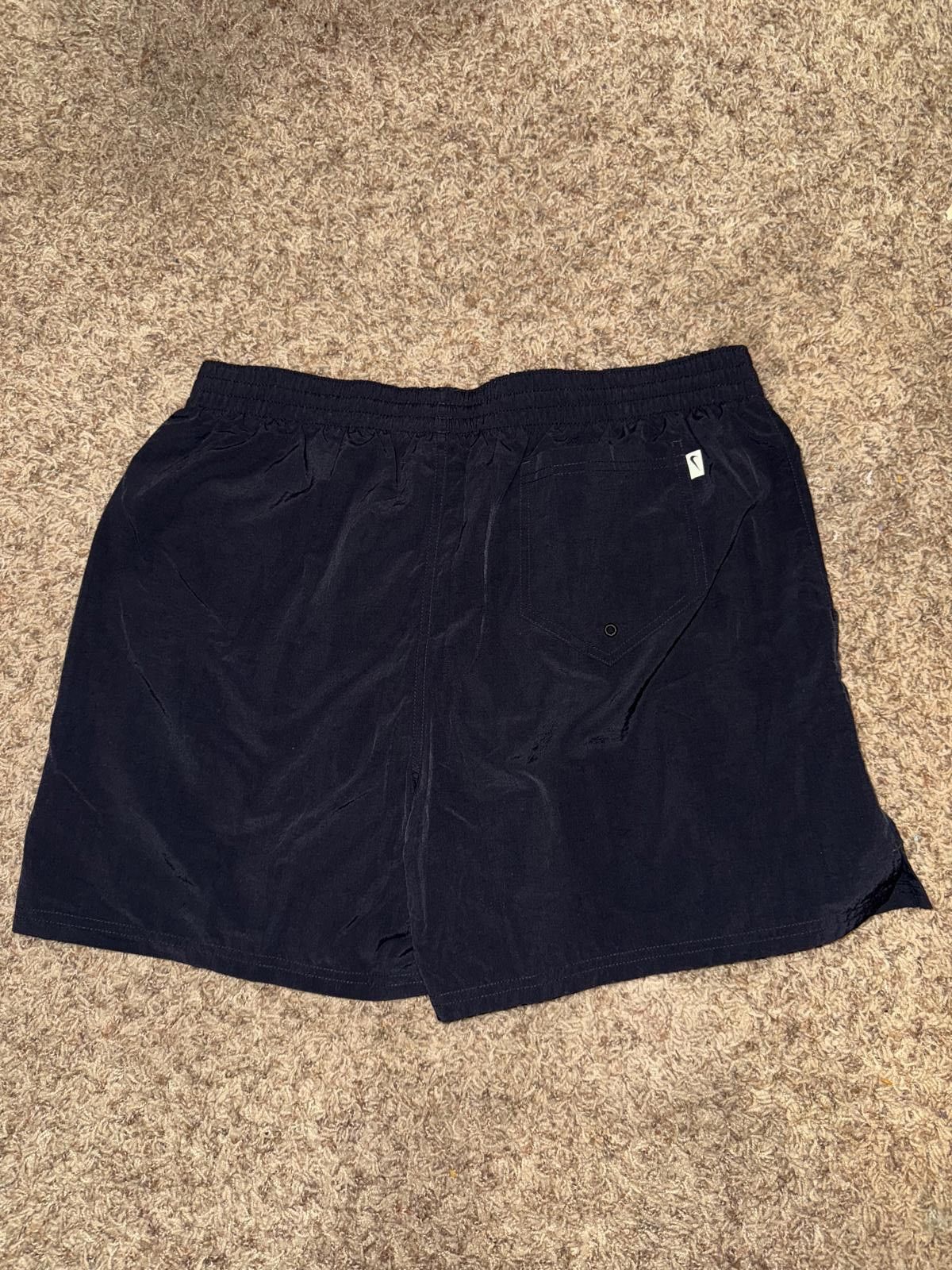 Nike Nike Men’s Solid Icon 5" Volley Swim Black Shorts Size US 40 / EU 56 - 7 Thumbnail