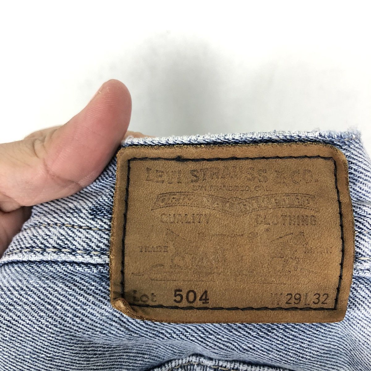 Levi's 🔥VINTAGE LEVI’S LOT 504 STRAIGHT DISTRESSED DENIM JEANS Size US 30 / EU 46 - 10 Thumbnail