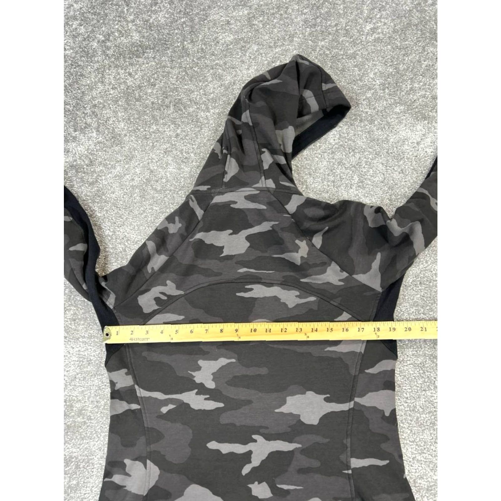 Athleta Athleta Hoodie Womens Large Tall Black Camouflage Full Zip Size L / US 10 / IT 46 - 5 Thumbnail