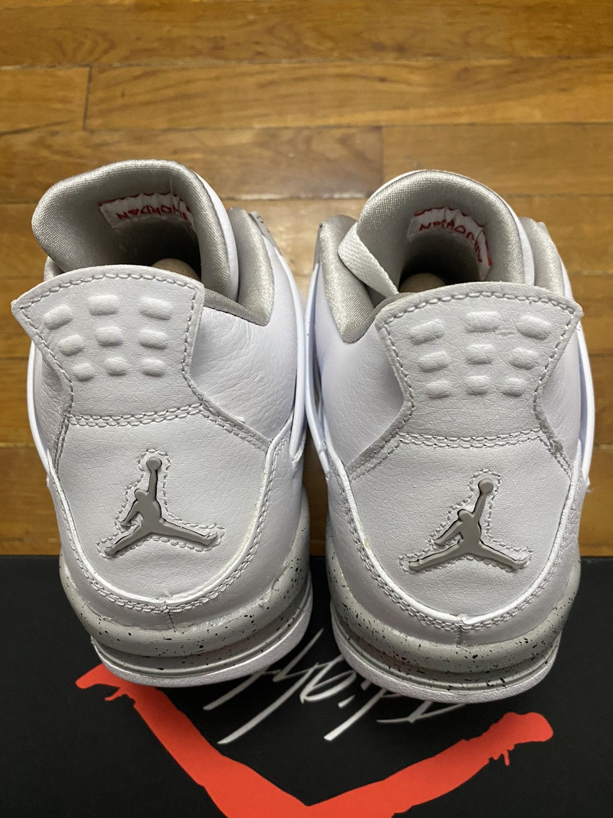 Jordan Brand × Nike Size 7Y / 8.5W - Jordan 4 Retro White Oreo Grey GS Size US 8.5 / IT 38.5 - 5 Thumbnail