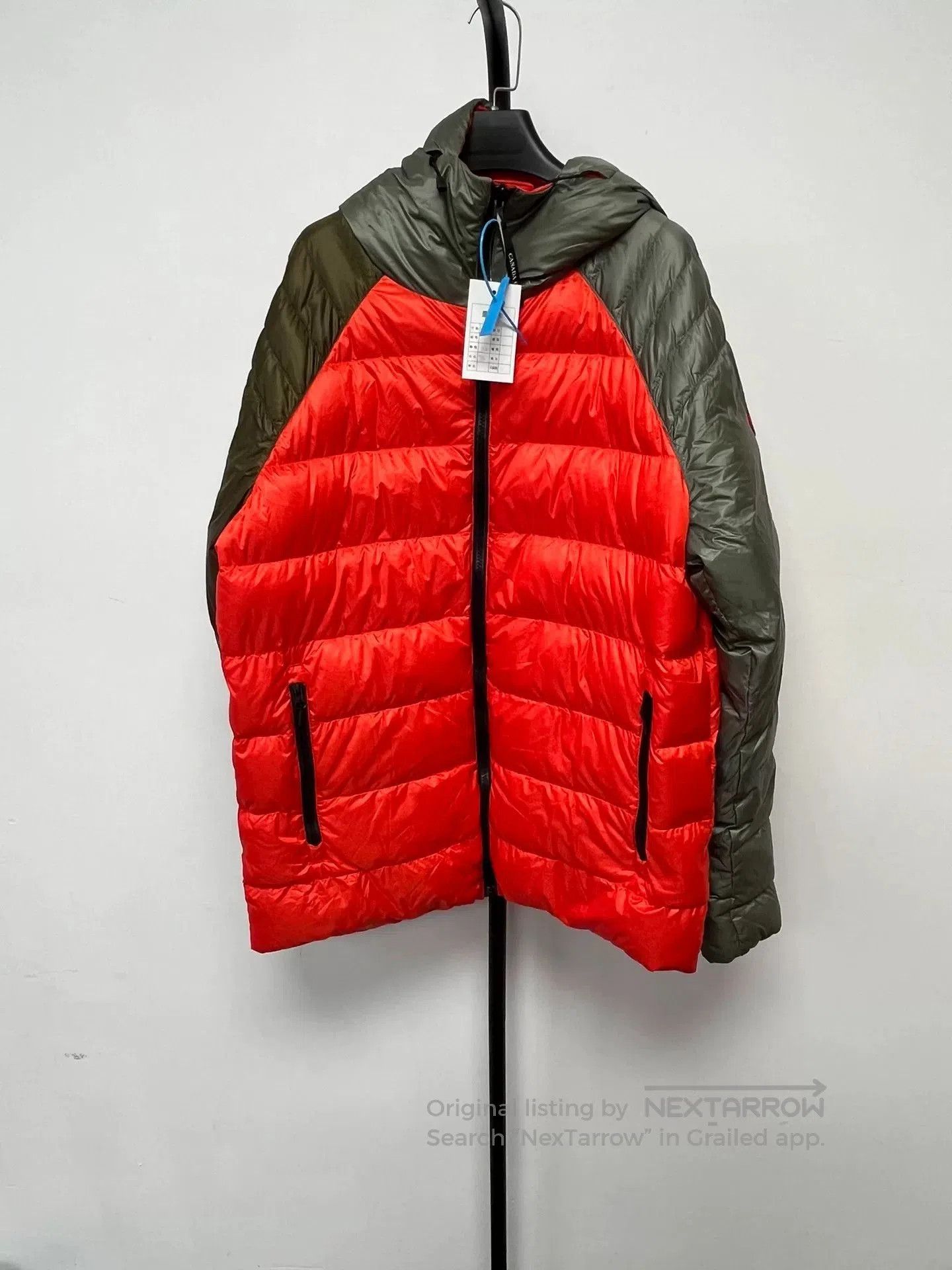 Canada Goose canada goose down jacket in red and green. Size US XL / EU 56 / 4 - 2 Thumbnail