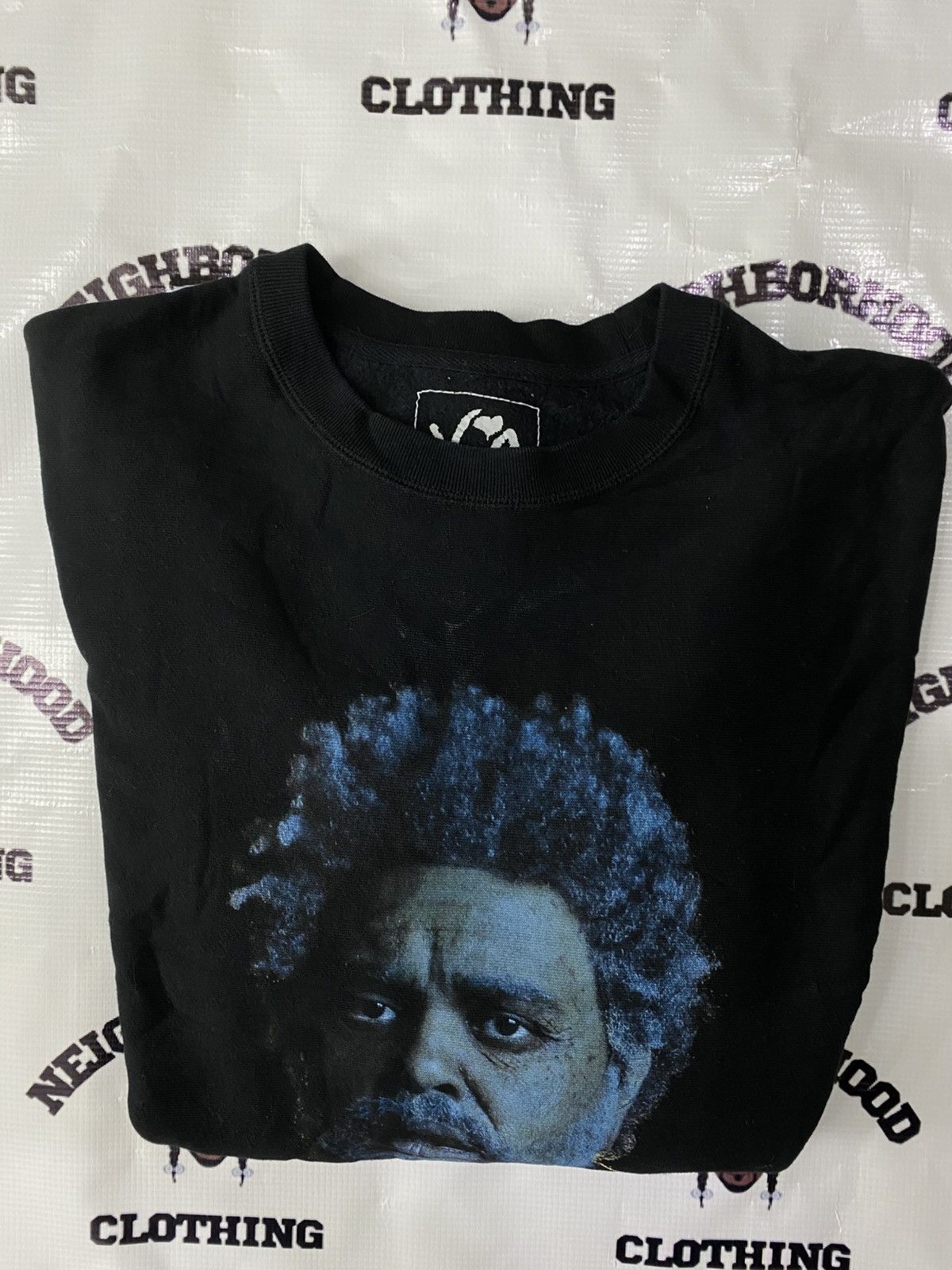 The Weeknd THE WEEKND DAWN FM CREWNECK. Size US XXL / EU 58 / 5 - 1 Thumbnail