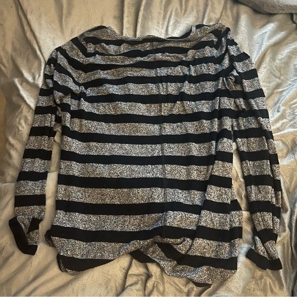 Ann Taylor Ann Taylor Blacks & Gray Striped top Size Large Size L / US 10 / IT 46 - 3 Thumbnail