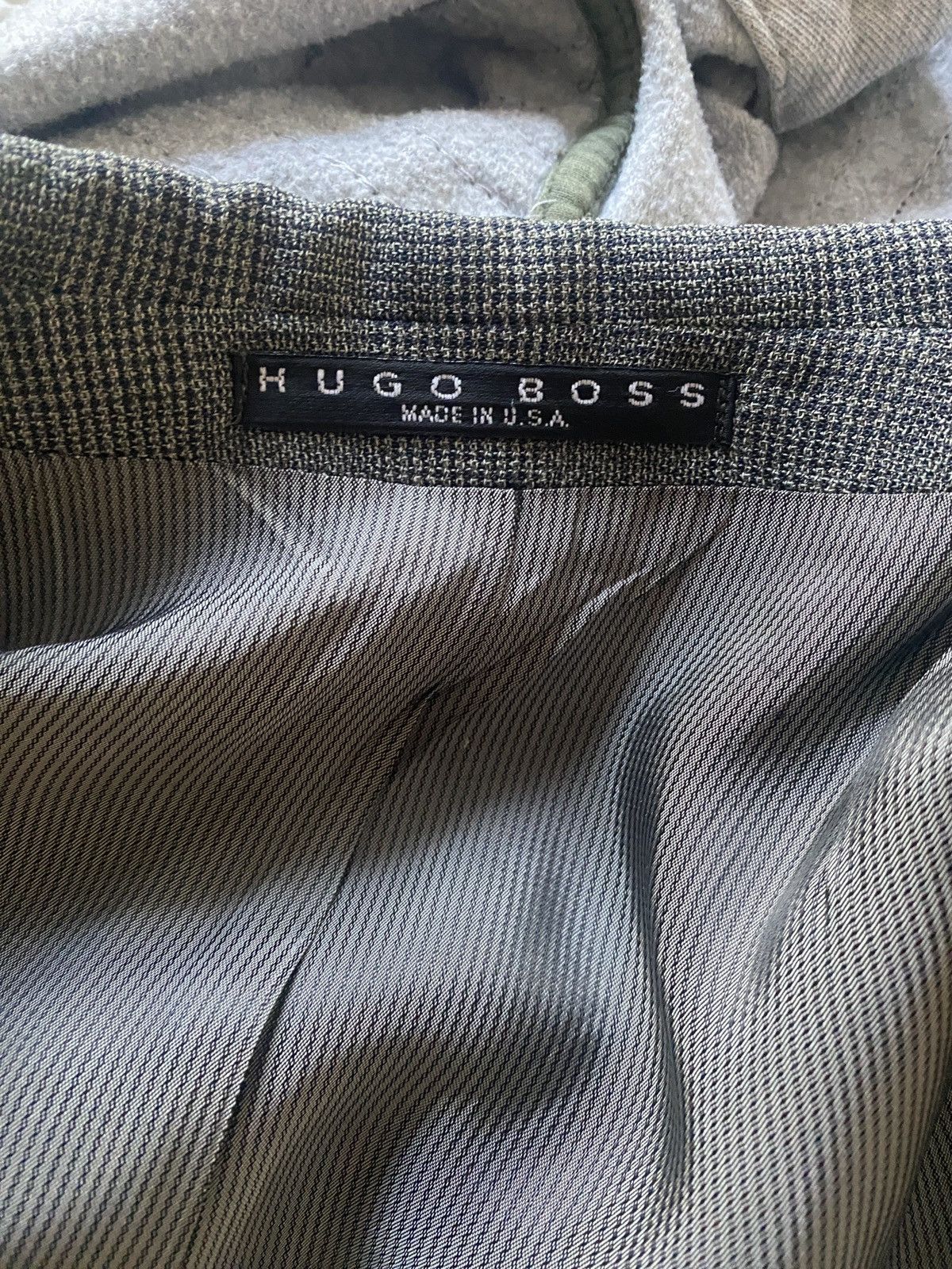 Hugo Boss Hugo Boss made in usa gray suit Size 40R - 10 Thumbnail
