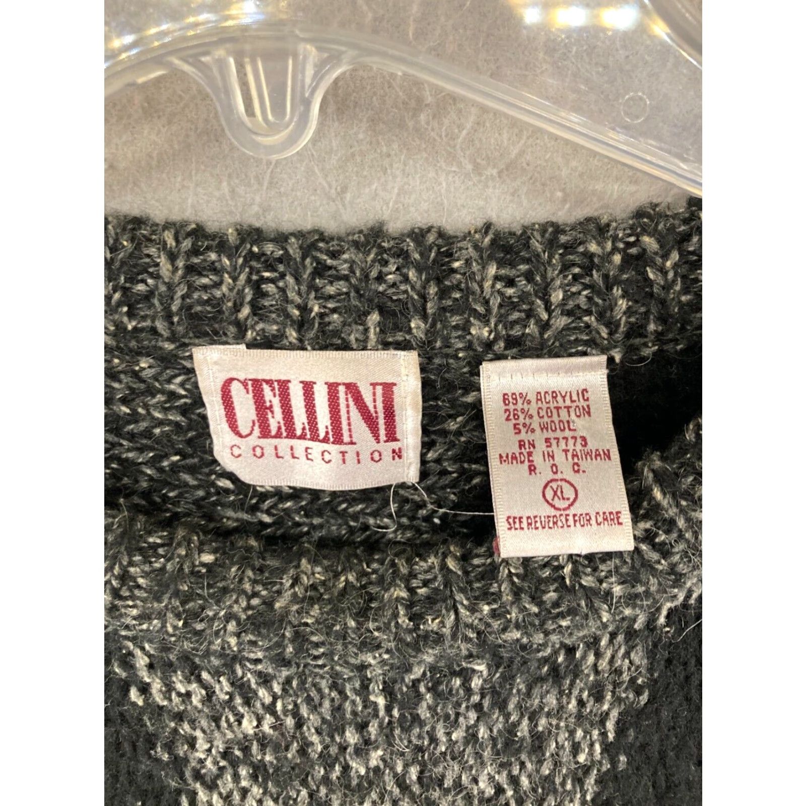 Vintage VINTAGE Cellini Sweater XL Black Solid Crew Neck Pullover Mens Dad Theme Regular Fit Size US XL / EU 56 / 4 - 5 Thumbnail